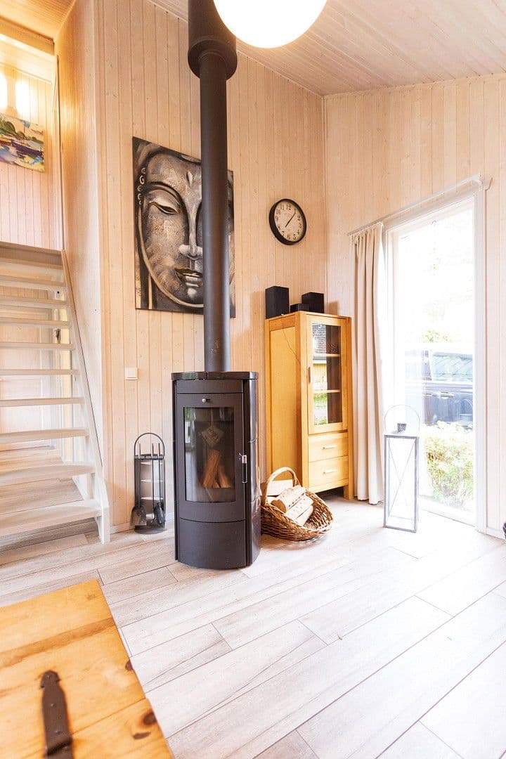 Predaj domu 89 m², pozemek 200 m², Wildgansstraße 71, Mirow, Meklenbursko-Predpomoransko Predaj domu 89 m², pozemek 200 m², Wildgansstraße 71, Mirow, Meklenbursko-Predpomoransko