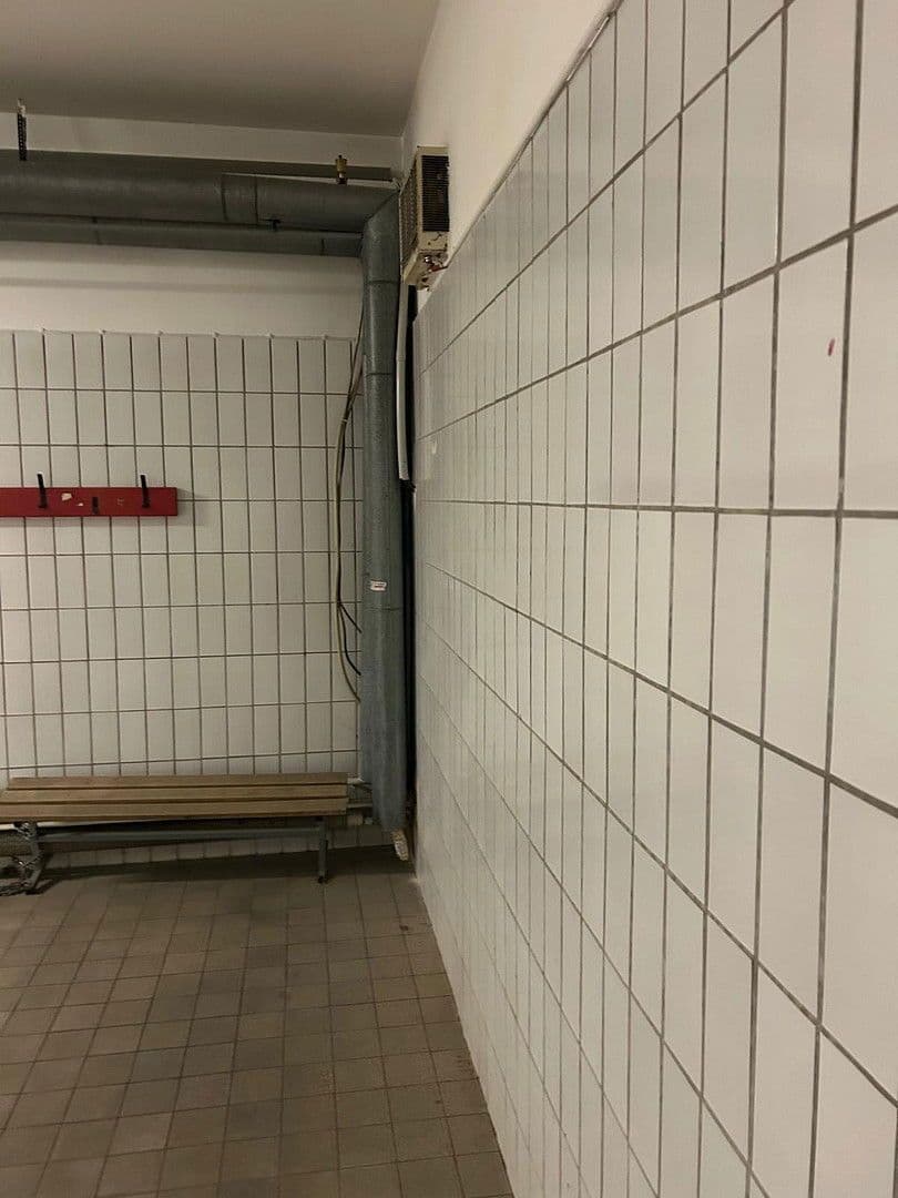 Prenájom nebytového priestoru 1 m², Friedrichkaiserstr. 13, Iserlohn, Severné Porýnie - Westfálsko Prenájom nebytového priestoru 1 m², Friedrichkaiserstr. 13, Iserlohn, Severné Porýnie - Westfálsko