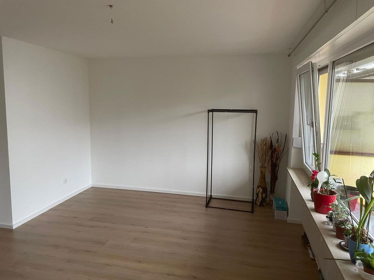 Prenájom bytu 2-izbový 60 m², Offenbach, Hesensko Prenájom bytu 2-izbový 60 m², Offenbach, Hesensko
