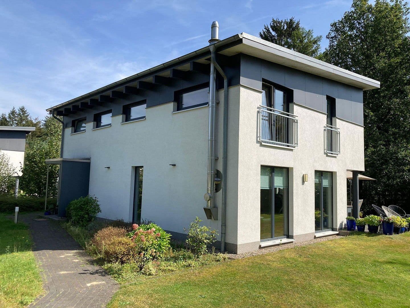 Predaj domu 164 m², pozemek 907 m², Buchholz in der Nordheide, Dolné Sasko Predaj domu 164 m², pozemek 907 m², Buchholz in der Nordheide, Dolné Sasko