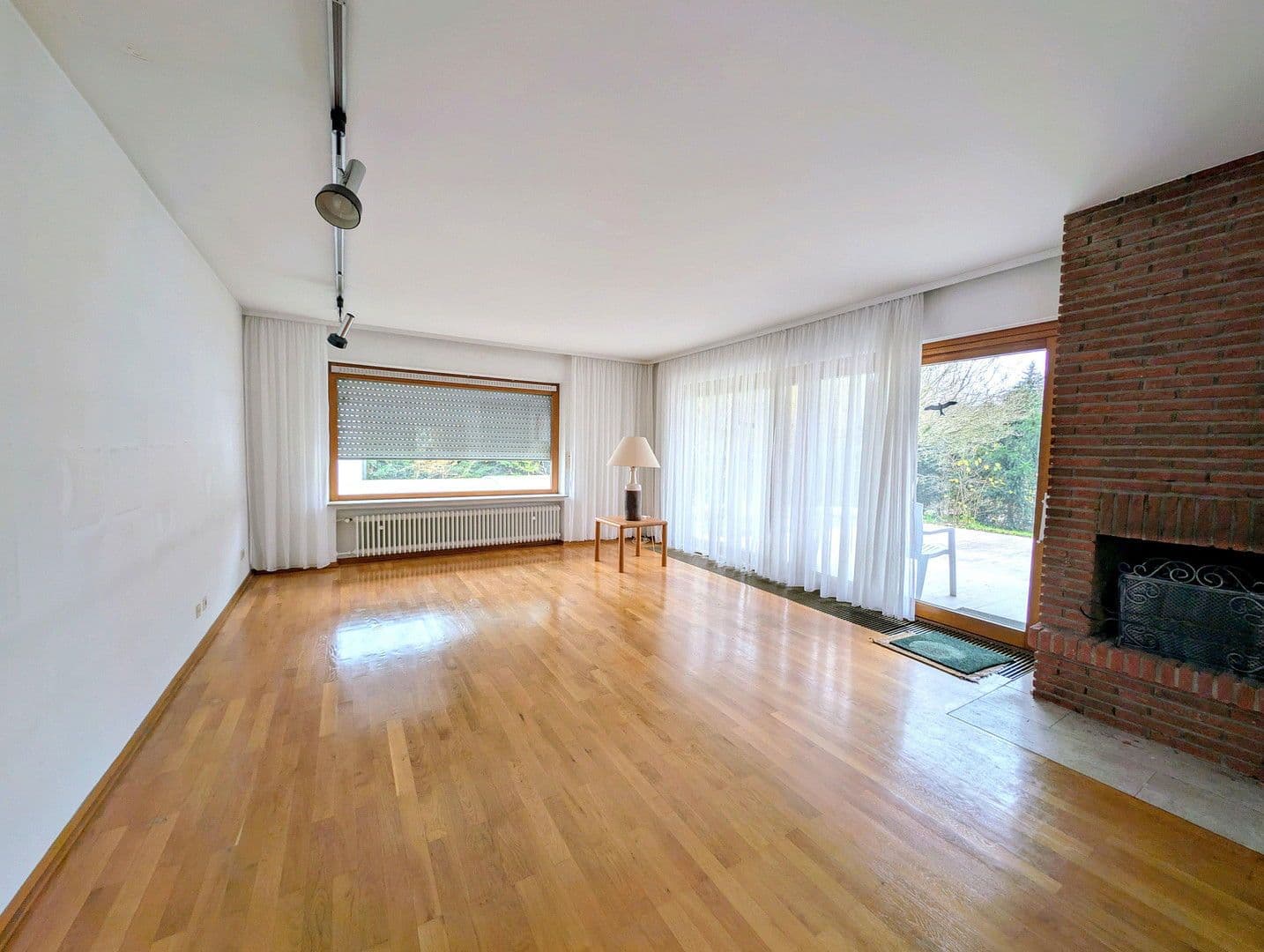 Predaj domu 226 m², pozemek 741 m², Heusenstamm, Hesensko Predaj domu 226 m², pozemek 741 m², Heusenstamm, Hesensko