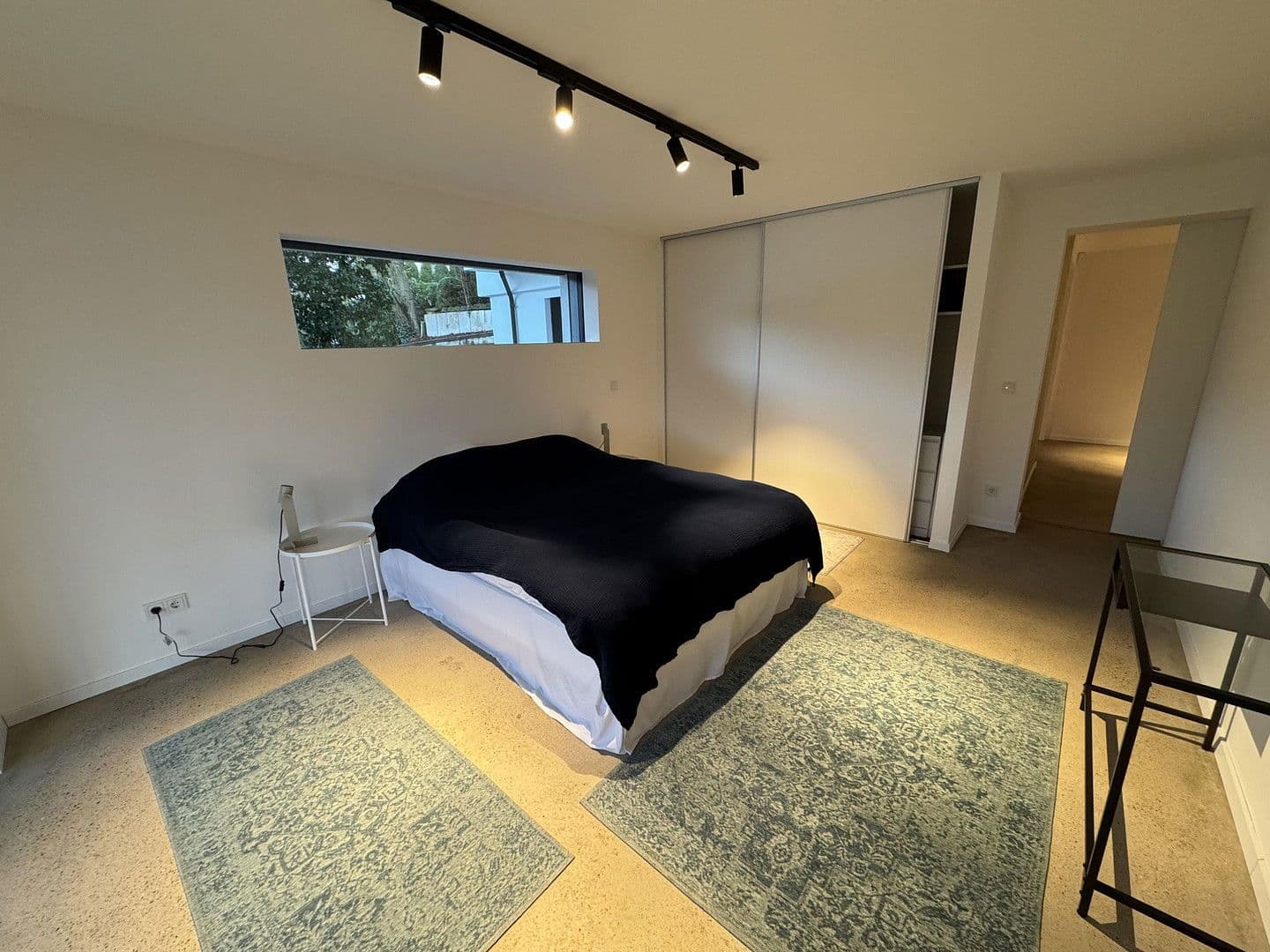 Prenájom bytu 3-izbový 100 m², Brahmsweg 2, Wiesbaden, Hesensko Prenájom bytu 3-izbový 100 m², Brahmsweg 2, Wiesbaden, Hesensko