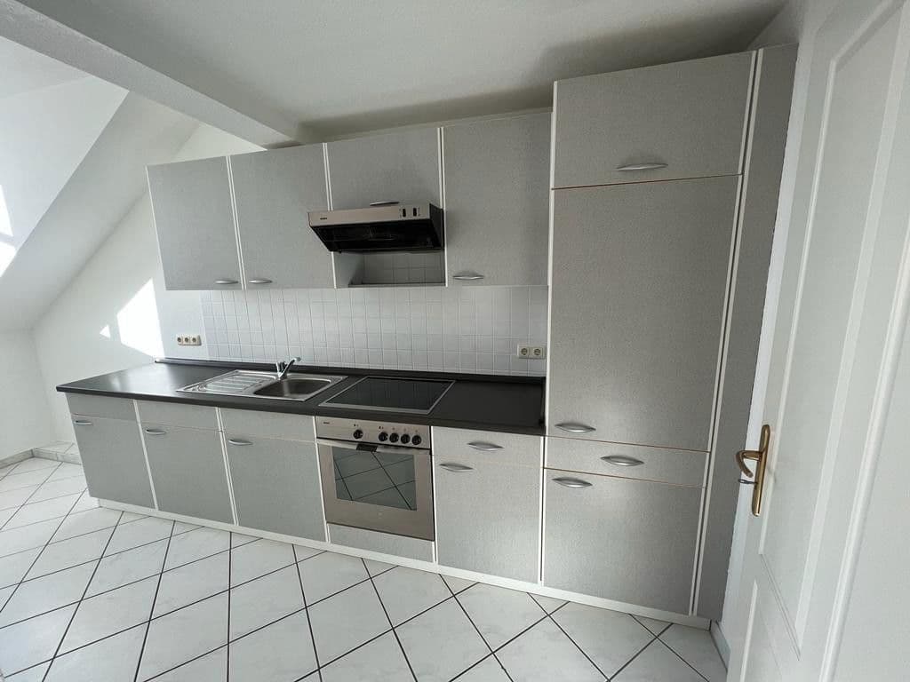 Prenájom bytu 3-izbový 79 m², Abendstr. 16b, Magdeburg, Sasko-Anhaltsko Prenájom bytu 3-izbový 79 m², Abendstr. 16b, Magdeburg, Sasko-Anhaltsko