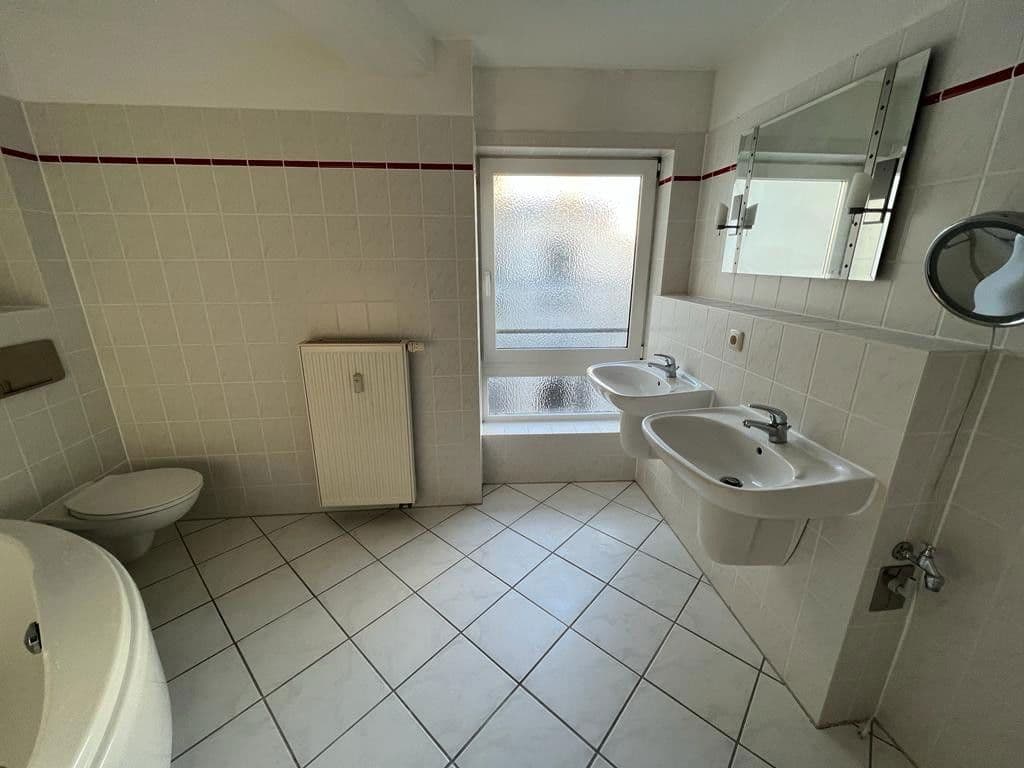 Prenájom bytu 3-izbový 79 m², Abendstr. 16b, Magdeburg, Sasko-Anhaltsko Prenájom bytu 3-izbový 79 m², Abendstr. 16b, Magdeburg, Sasko-Anhaltsko