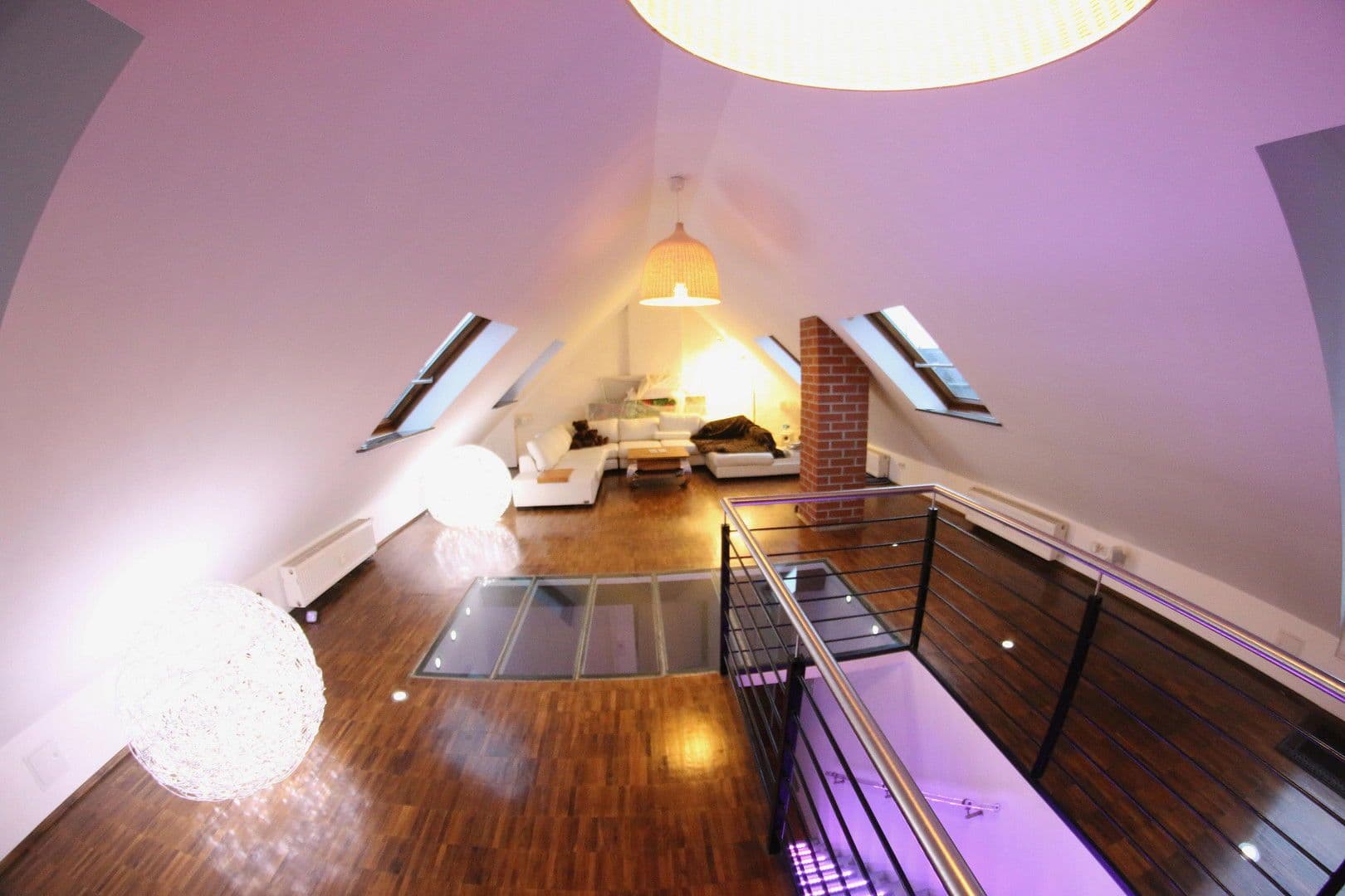 Predaj bytu 7-izbový 385 m², Plagwitz, Sasko Predaj bytu 7-izbový 385 m², Plagwitz, Sasko