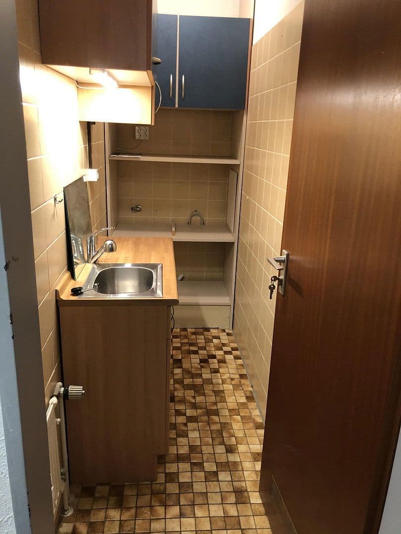 Prenájom kancelárie 55 m², Göppingen, Bádensko-Wurttembersko Prenájom kancelárie 55 m², Göppingen, Bádensko-Wurttembersko