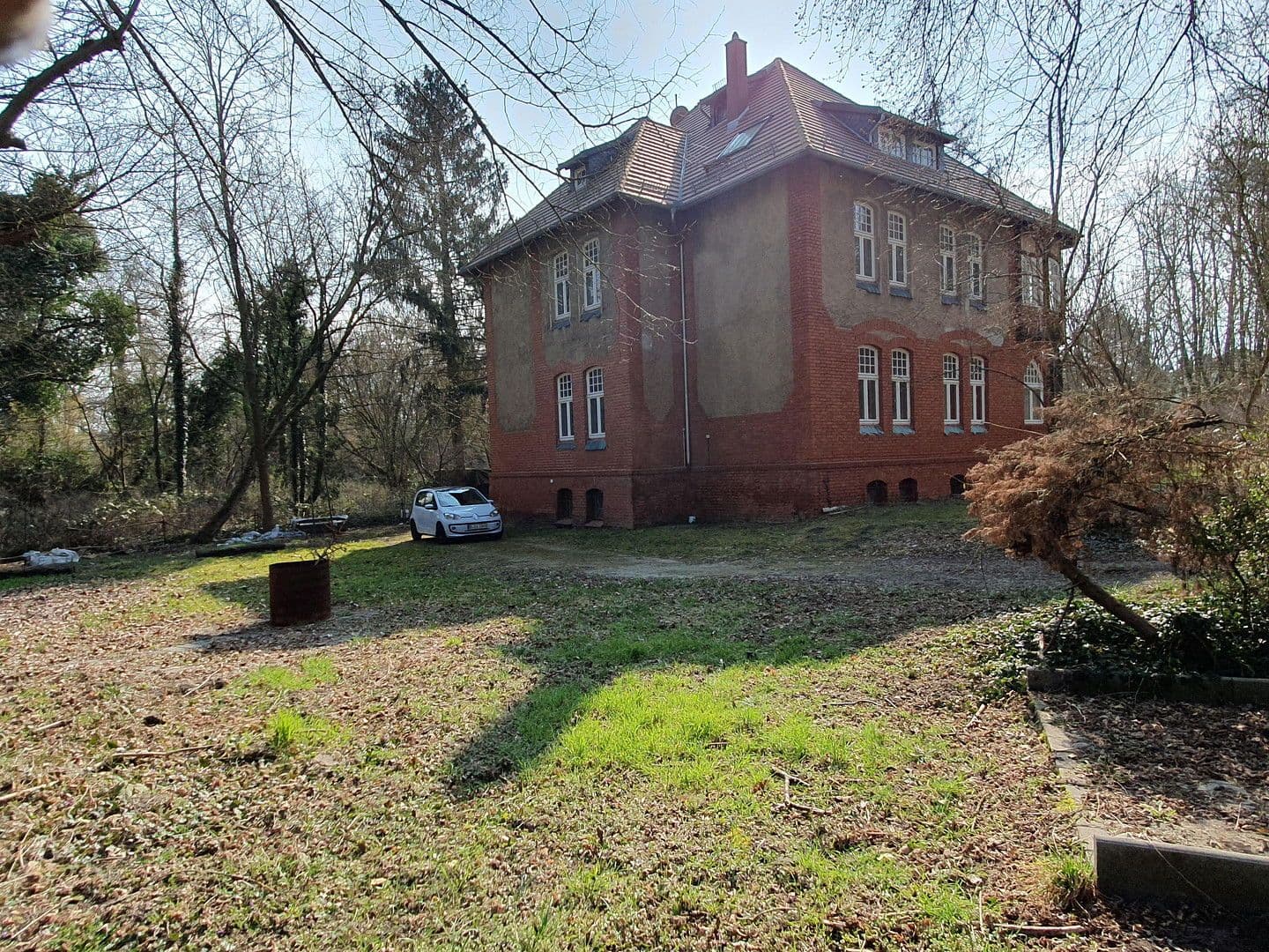 Predaj domu 330 m², pozemek 2.950 m², Stendal, Sasko-Anhaltsko Predaj domu 330 m², pozemek 2.950 m², Stendal, Sasko-Anhaltsko