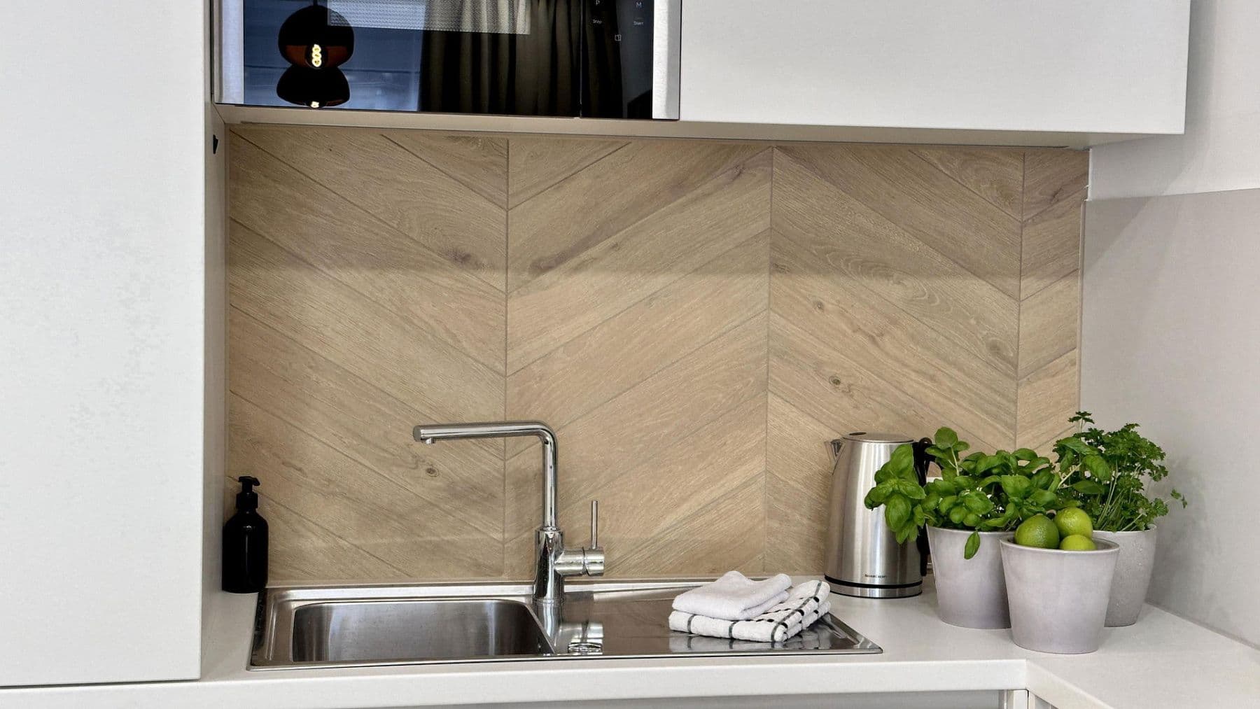 Prenájom bytu 2-izbový 40 m², Kölner Str. 285, Düsseldorf, Severné Porýnie - Westfálsko Prenájom bytu 2-izbový 40 m², Kölner Str. 285, Düsseldorf, Severné Porýnie - Westfálsko