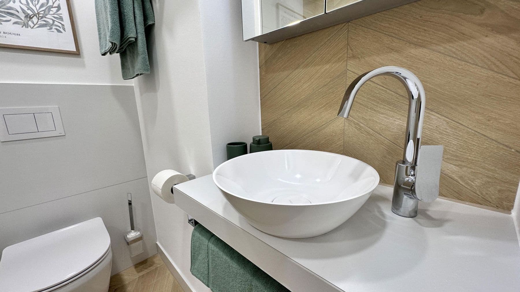 Prenájom bytu 2-izbový 40 m², Kölner Str. 285, Düsseldorf, Severné Porýnie - Westfálsko Prenájom bytu 2-izbový 40 m², Kölner Str. 285, Düsseldorf, Severné Porýnie - Westfálsko