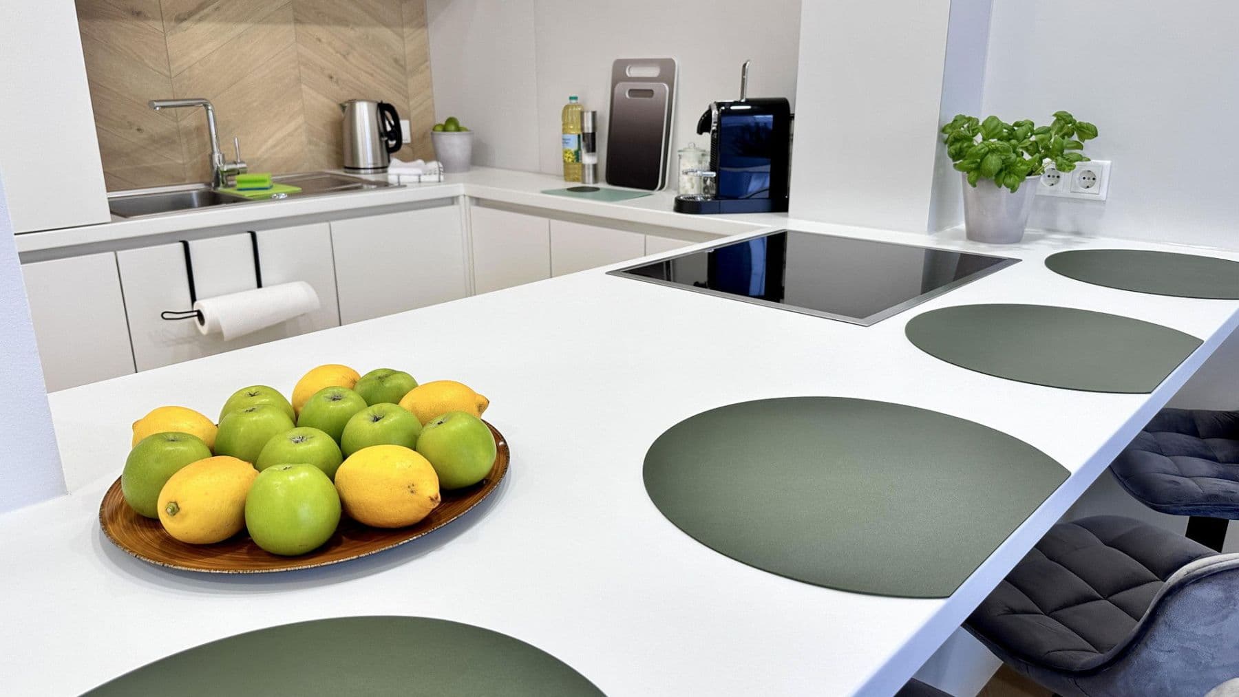 Prenájom bytu 2-izbový 40 m², Kölner Str. 285, Düsseldorf, Severné Porýnie - Westfálsko Prenájom bytu 2-izbový 40 m², Kölner Str. 285, Düsseldorf, Severné Porýnie - Westfálsko