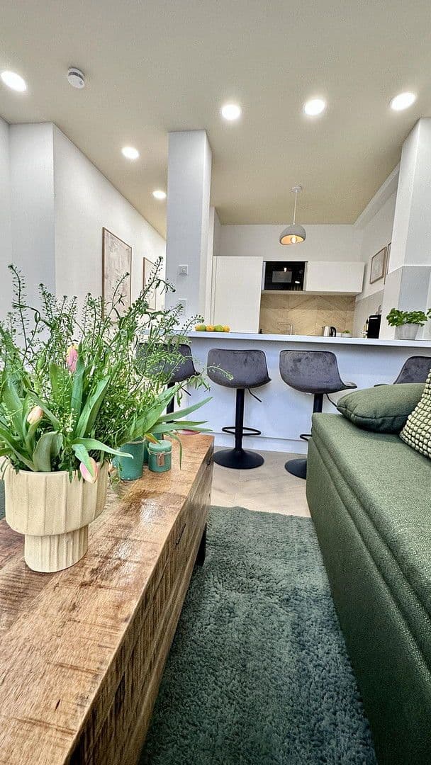 Prenájom bytu 2-izbový 40 m², Kölner Str. 285, Düsseldorf, Severné Porýnie - Westfálsko Prenájom bytu 2-izbový 40 m², Kölner Str. 285, Düsseldorf, Severné Porýnie - Westfálsko