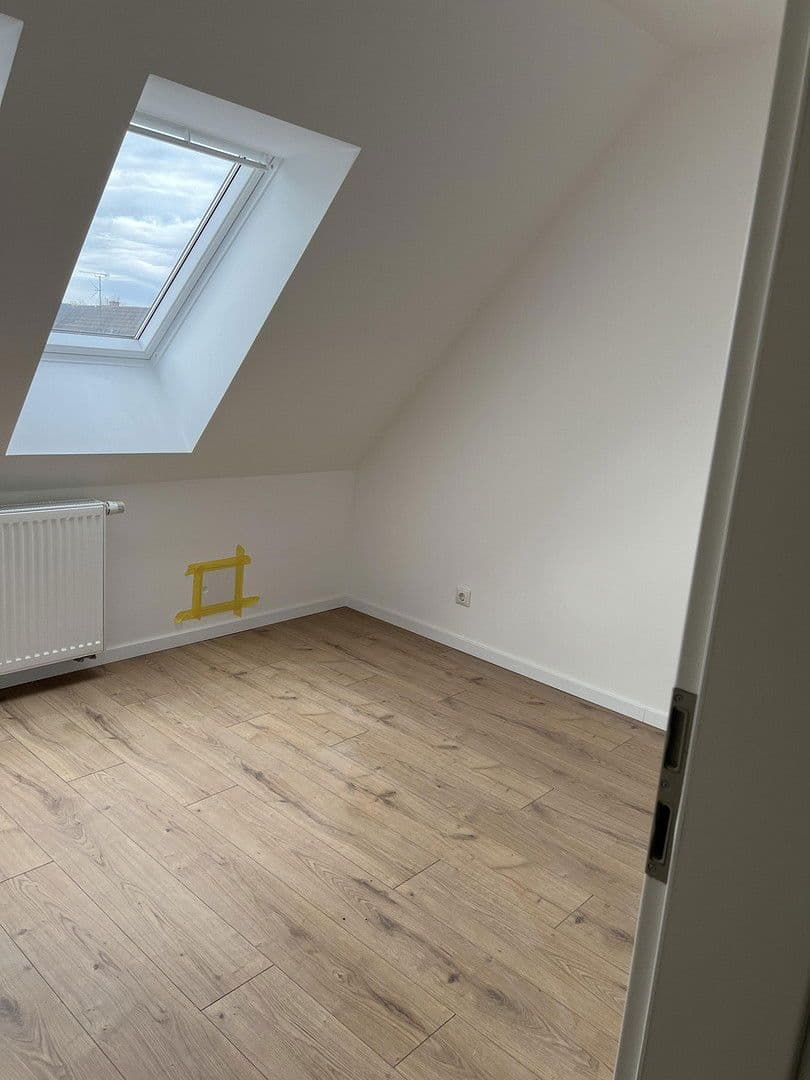 Prenájom bytu 3-izbový 64 m², Bahnhofstr. 27, Thannhausen, Bavorsko Prenájom bytu 3-izbový 64 m², Bahnhofstr. 27, Thannhausen, Bavorsko