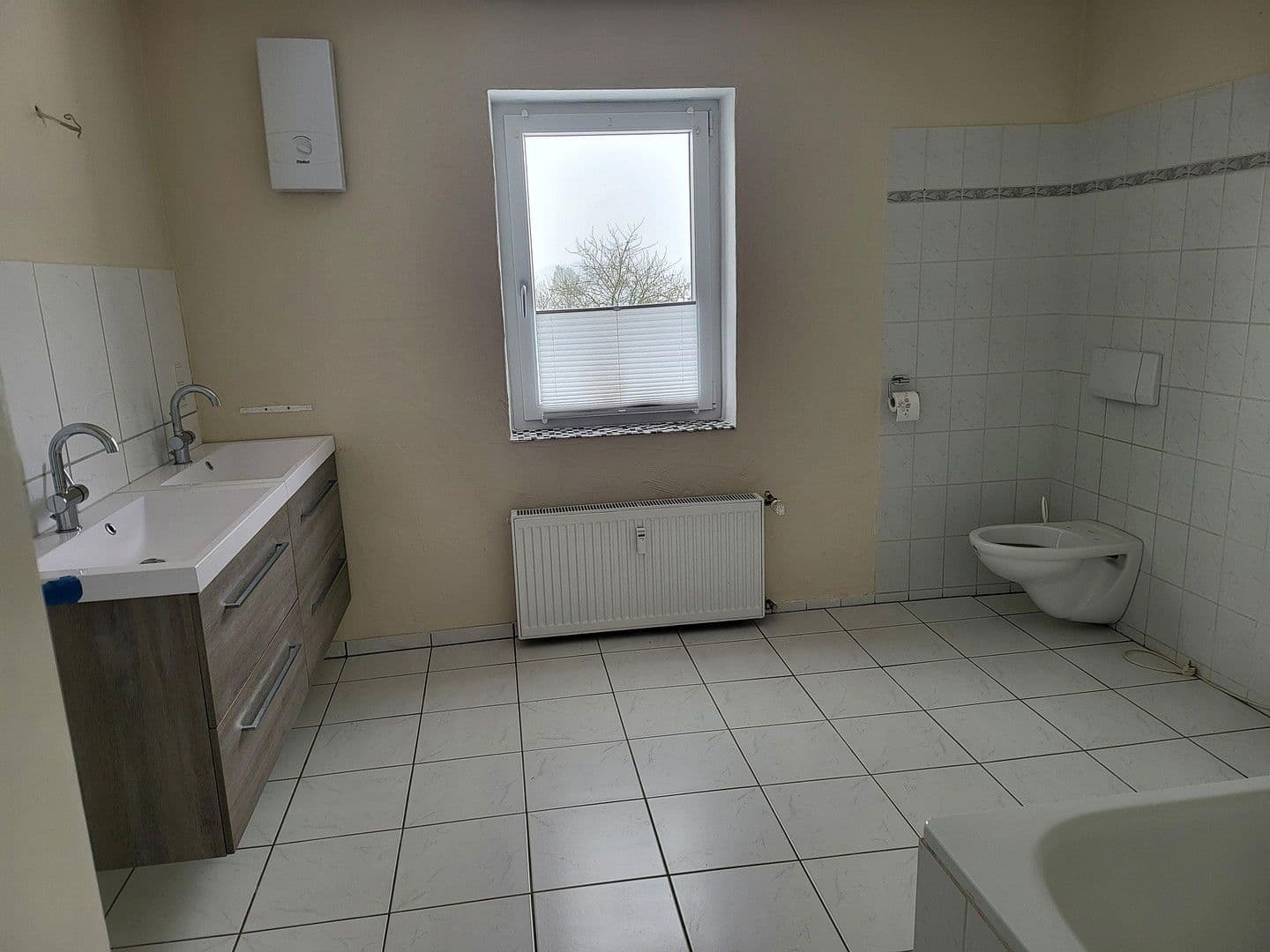 Prenájom bytu 4-izbový 105 m², Breiter Weg 6, Auderath, Porýnie-Falcko Prenájom bytu 4-izbový 105 m², Breiter Weg 6, Auderath, Porýnie-Falcko