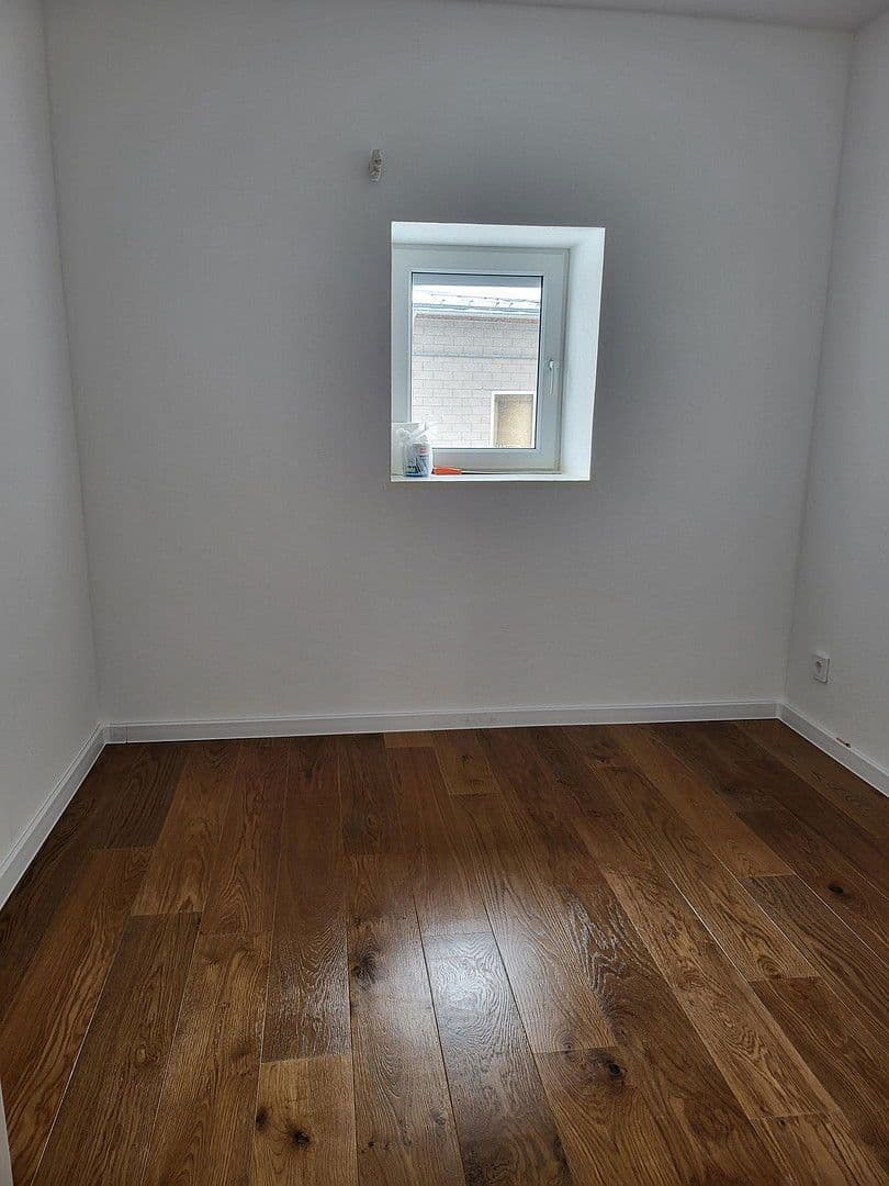 Prenájom bytu 4-izbový 105 m², Breiter Weg 6, Auderath, Porýnie-Falcko Prenájom bytu 4-izbový 105 m², Breiter Weg 6, Auderath, Porýnie-Falcko