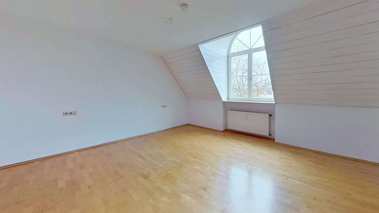 Prenájom bytu 6-izbový 220 m², Lehenstr. 25, Donaueschingen, Bádensko-Wurttembersko Prenájom bytu 6-izbový 220 m², Lehenstr. 25, Donaueschingen, Bádensko-Wurttembersko