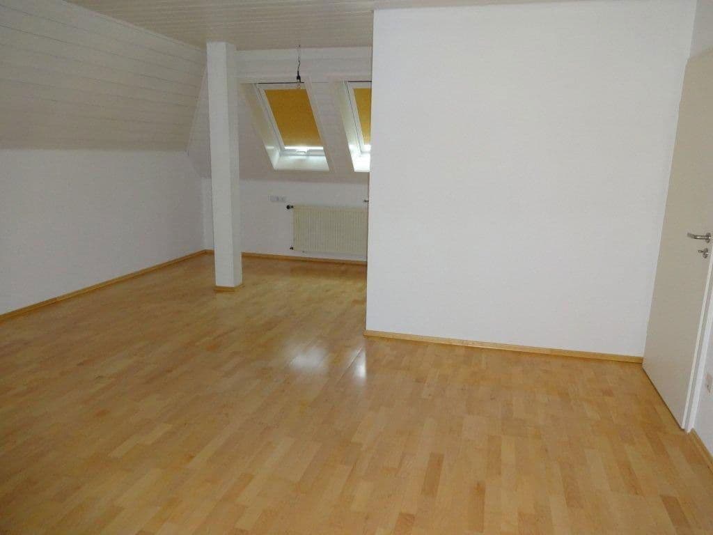 Prenájom bytu 6-izbový 220 m², Lehenstr. 25, Donaueschingen, Bádensko-Wurttembersko Prenájom bytu 6-izbový 220 m², Lehenstr. 25, Donaueschingen, Bádensko-Wurttembersko