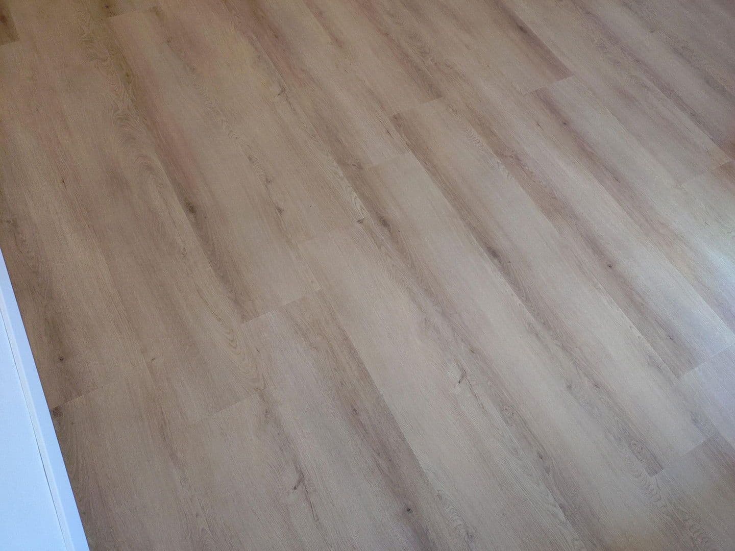 Prenájom bytu 2-izbový 44 m², Sachsenheim, Bádensko-Wurttembersko Prenájom bytu 2-izbový 44 m², Sachsenheim, Bádensko-Wurttembersko