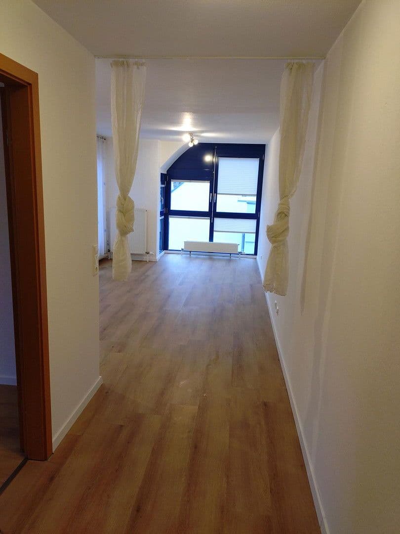 Prenájom bytu 2-izbový 44 m², Sachsenheim, Bádensko-Wurttembersko Prenájom bytu 2-izbový 44 m², Sachsenheim, Bádensko-Wurttembersko