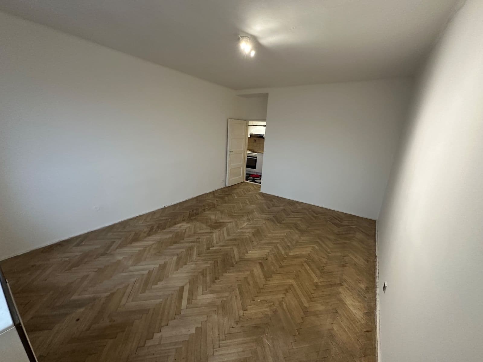 Prenájom bytu 2-izbový 48 m², Křížová, Praha, Praha Prenájom bytu 2-izbový 48 m², Křížová, Praha, Praha