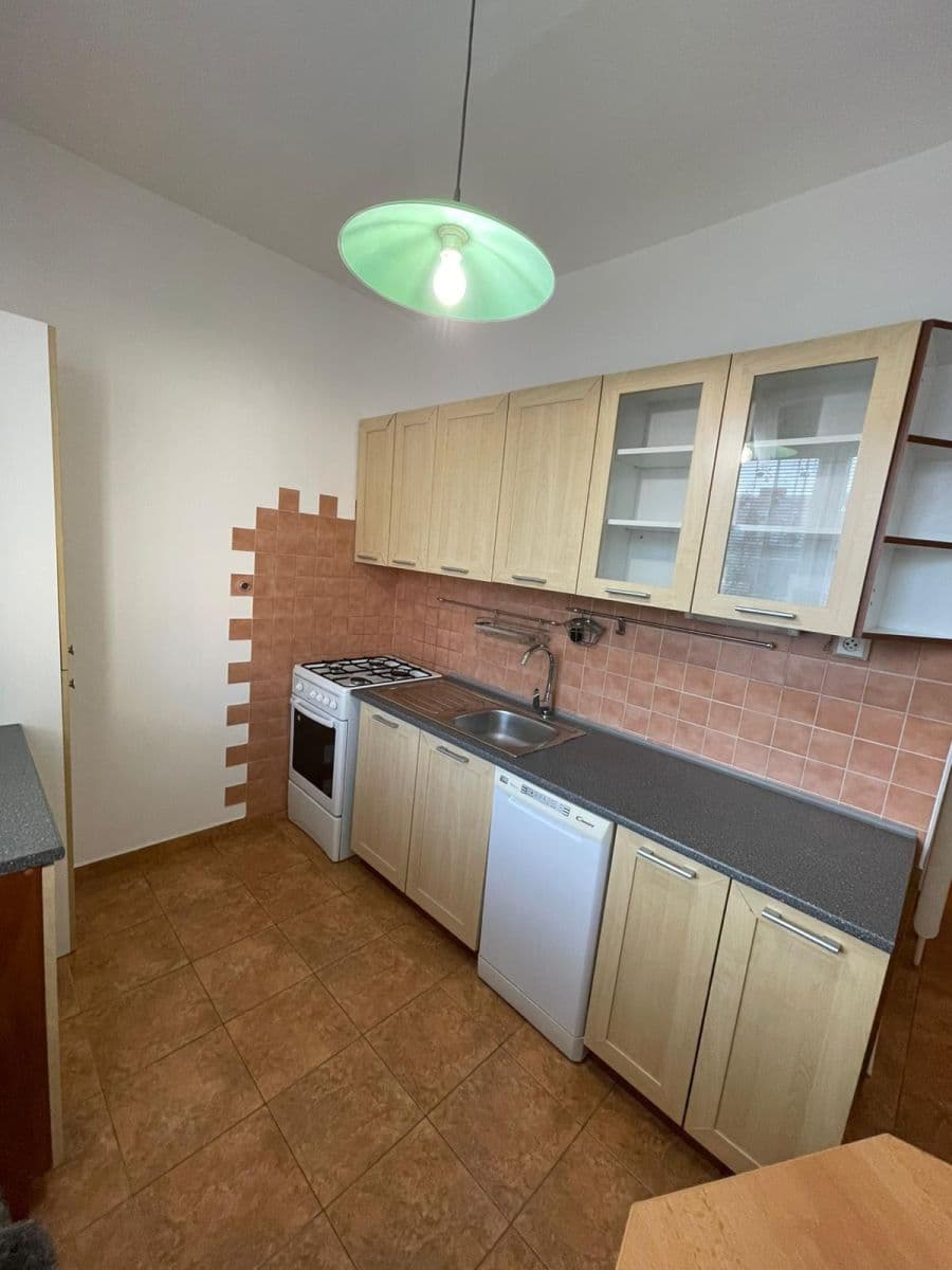 Prenájom bytu 2-izbový 52 m², tř. Svornosti, Olomouc, Olomoucký kraj Prenájom bytu 2-izbový 52 m², tř. Svornosti, Olomouc, Olomoucký kraj
