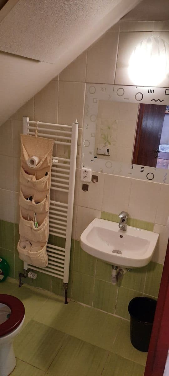 Prenájom bytu 1-izbový 35 m², Votroubkova, Brno, Jihomoravský kraj Prenájom bytu 1-izbový 35 m², Votroubkova, Brno, Jihomoravský kraj