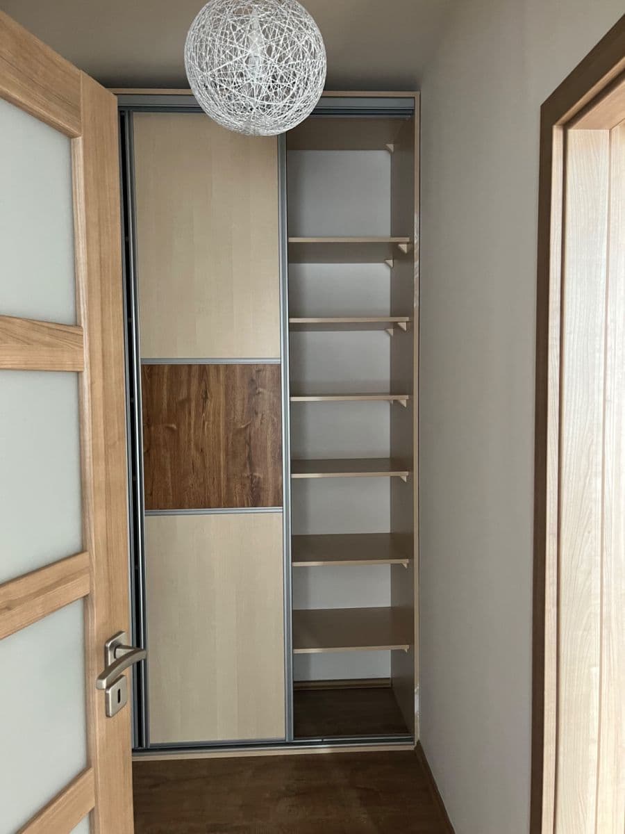 Predaj bytu 2-izbový 59 m², Starý Dvůr, Hrádek nad Nisou, Liberecký kraj Predaj bytu 2-izbový 59 m², Starý Dvůr, Hrádek nad Nisou, Liberecký kraj