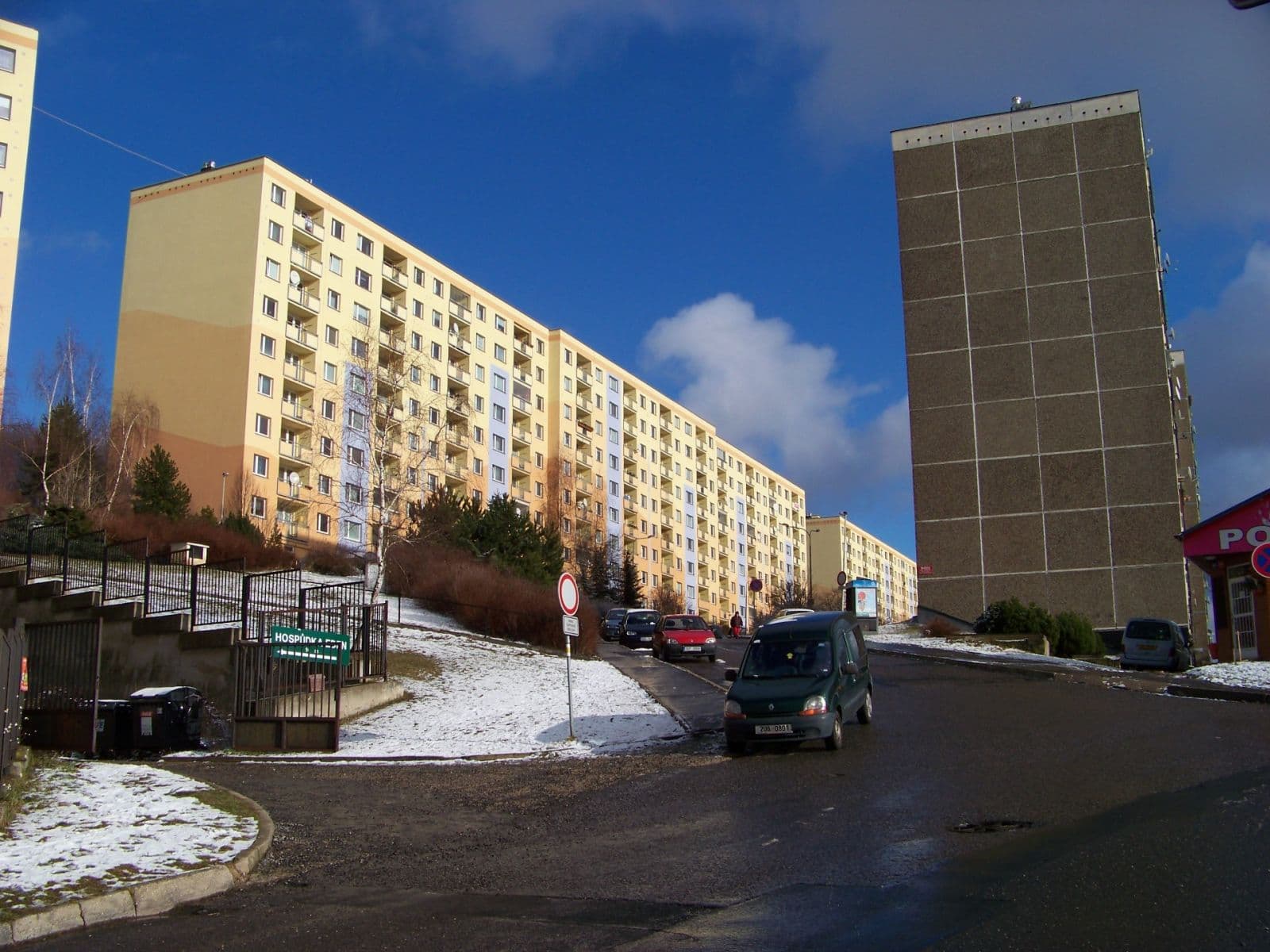 Prenájom bytu 2-izbový 60 m², Šrámkova, Ústí nad Labem, Ústecký kraj Prenájom bytu 2-izbový 60 m², Šrámkova, Ústí nad Labem, Ústecký kraj