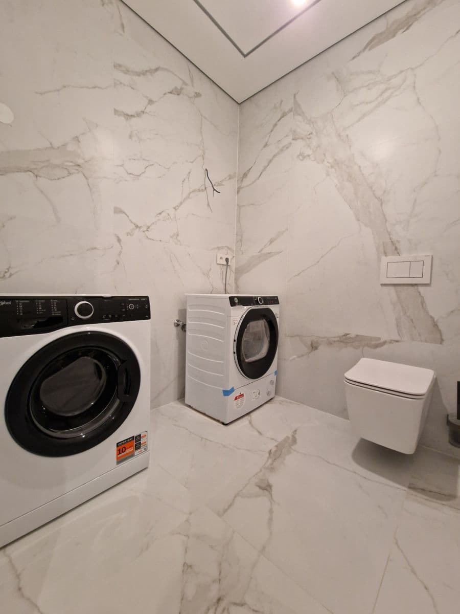 Predaj bytu 3-izbový 74 m², Revoluční, Praha, Praha Predaj bytu 3-izbový 74 m², Revoluční, Praha, Praha