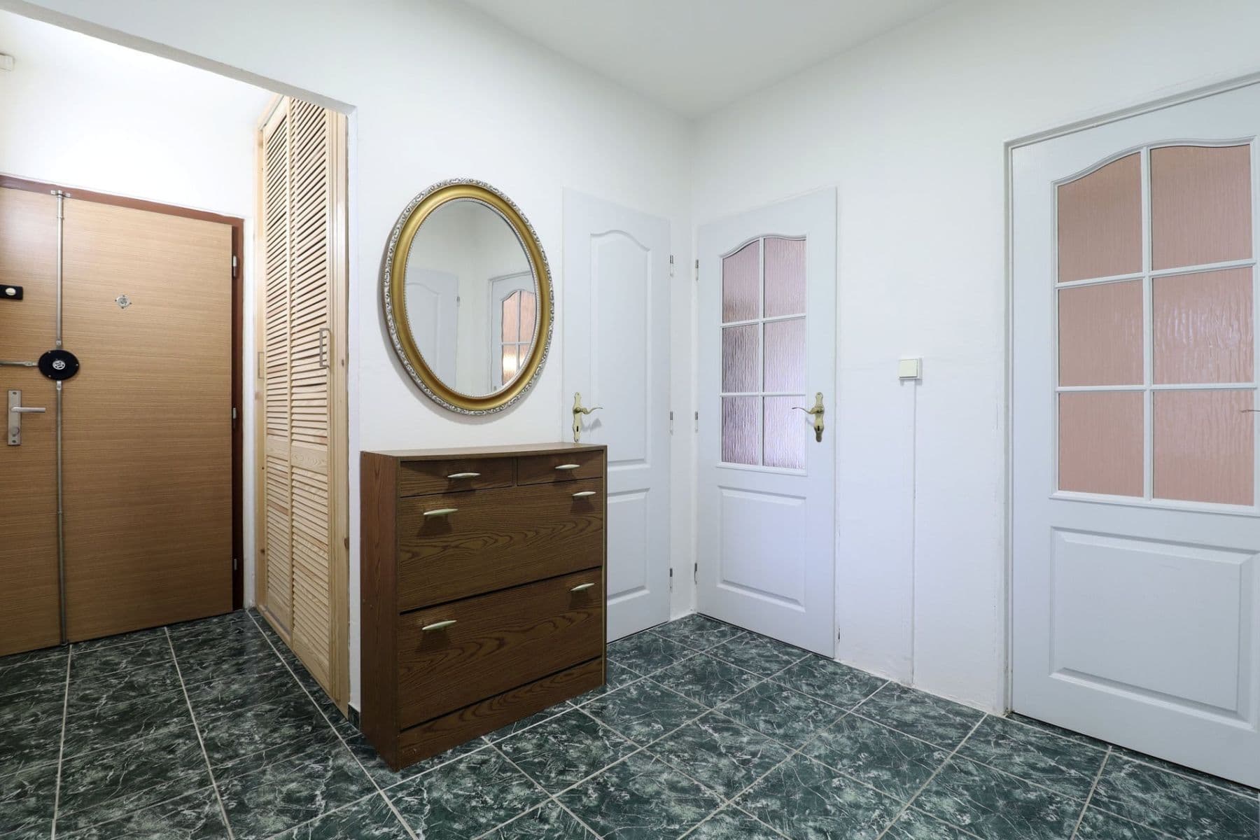 Prenájom bytu 3-izbový 73 m², Klapálkova, Praha, Praha Prenájom bytu 3-izbový 73 m², Klapálkova, Praha, Praha