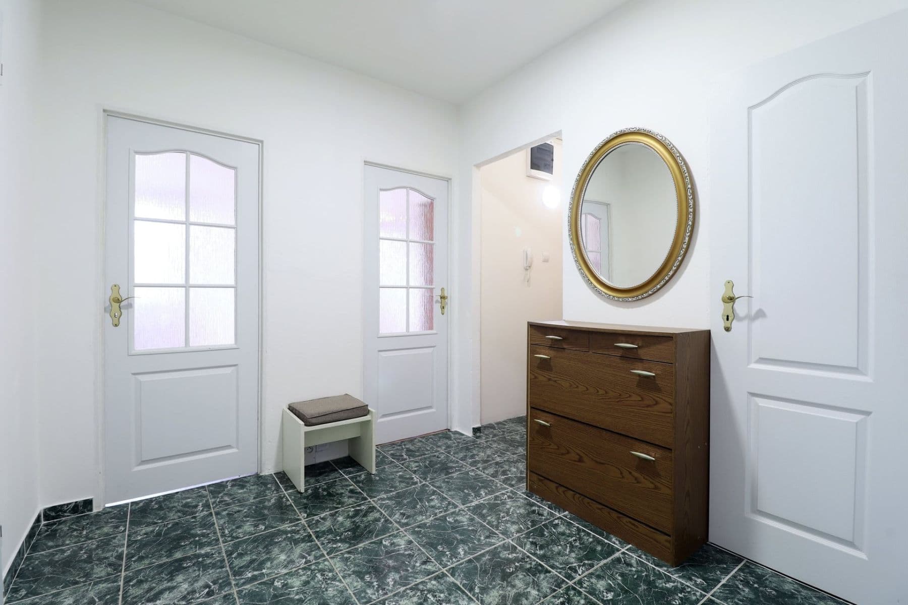 Prenájom bytu 3-izbový 73 m², Klapálkova, Praha, Praha Prenájom bytu 3-izbový 73 m², Klapálkova, Praha, Praha