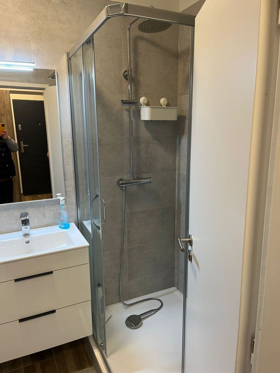 Predaj bytu 2-izbový 48 m², B. Němcové, Horoměřice, Středočeský kraj Predaj bytu 2-izbový 48 m², B. Němcové, Horoměřice, Středočeský kraj