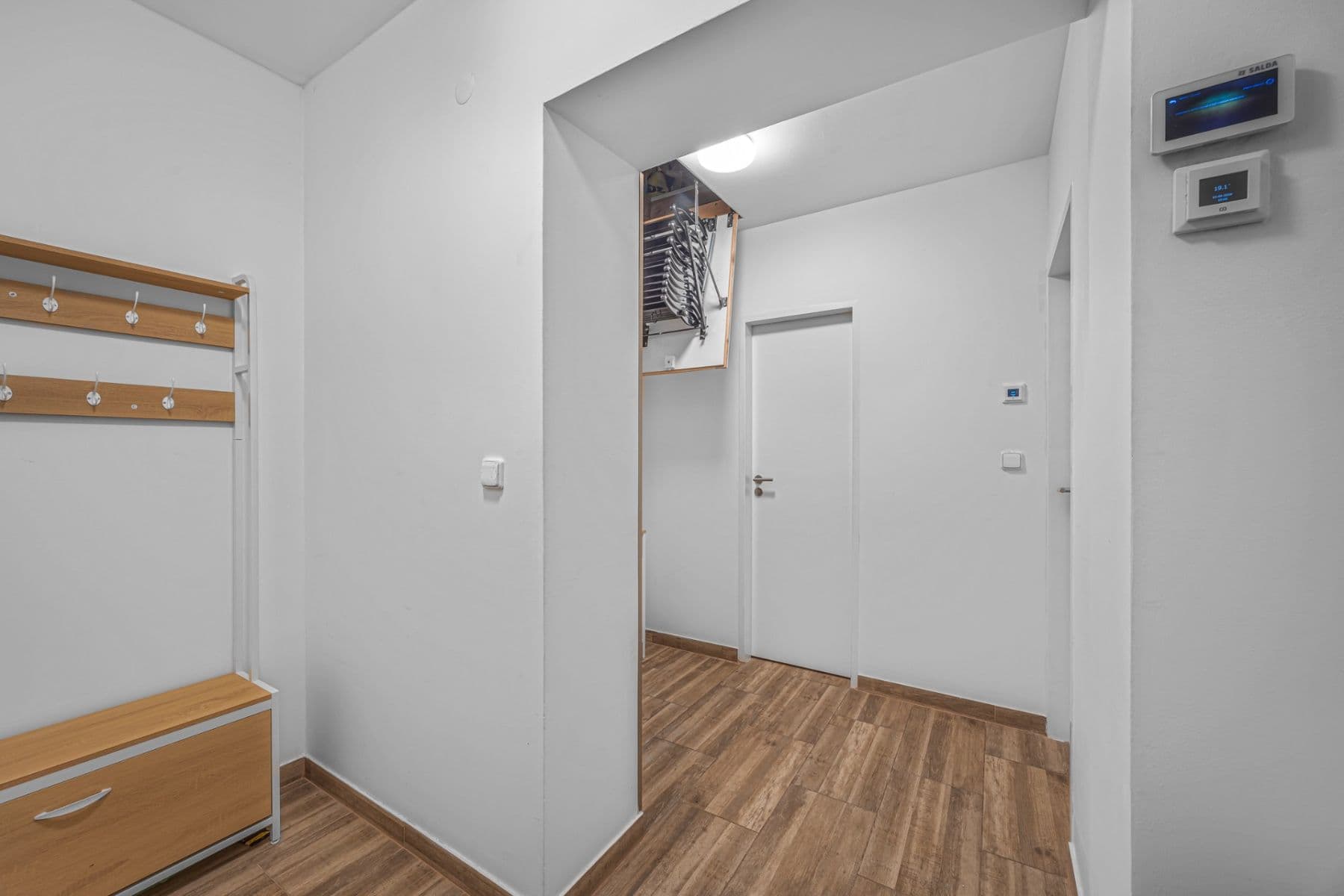 Predaj bytu 2-izbový 47 m², B. Němcové, Horoměřice, Středočeský kraj Predaj bytu 2-izbový 47 m², B. Němcové, Horoměřice, Středočeský kraj