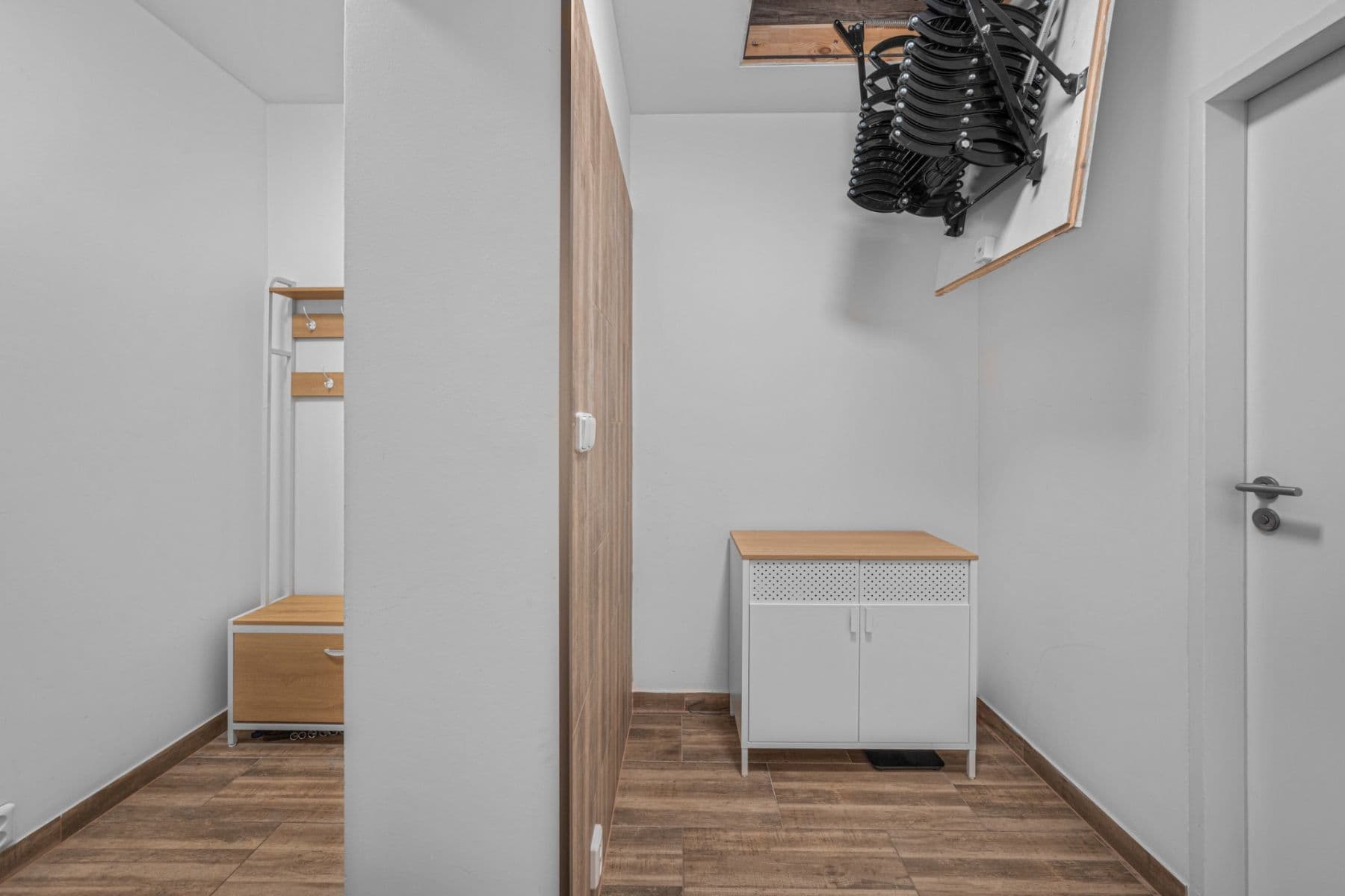 Predaj bytu 2-izbový 47 m², B. Němcové, Horoměřice, Středočeský kraj Predaj bytu 2-izbový 47 m², B. Němcové, Horoměřice, Středočeský kraj