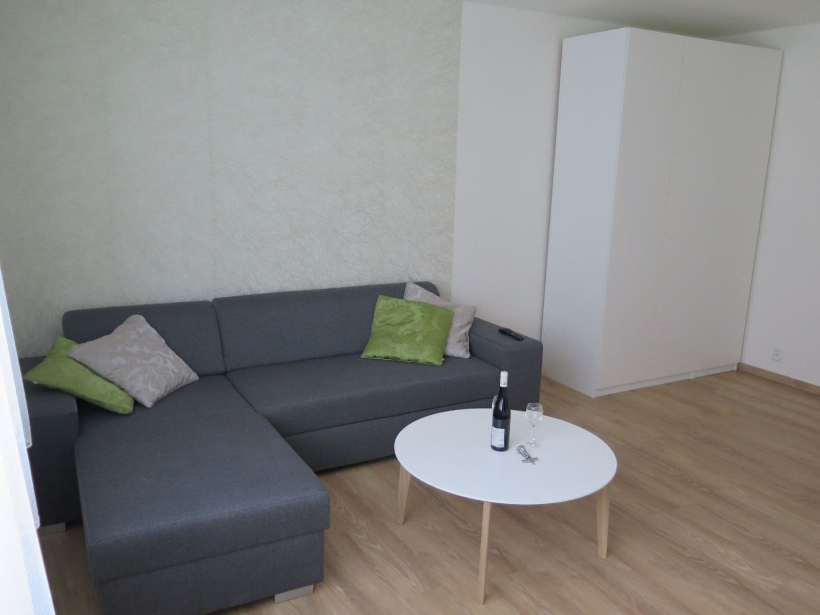 Predaj bytu 1-izbový 40 m², Českobratrská, Olomouc, Olomoucký kraj Predaj bytu 1-izbový 40 m², Českobratrská, Olomouc, Olomoucký kraj
