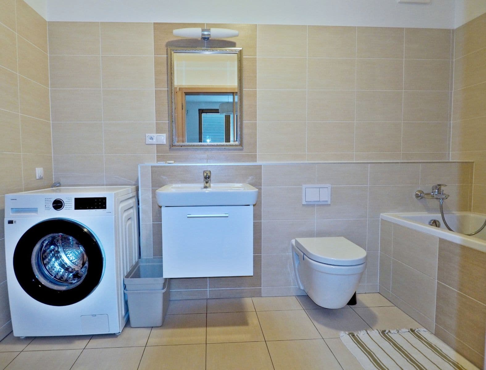 Prenájom bytu 2-izbový 65 m², Kurta Konráda, Praha, Praha Prenájom bytu 2-izbový 65 m², Kurta Konráda, Praha, Praha