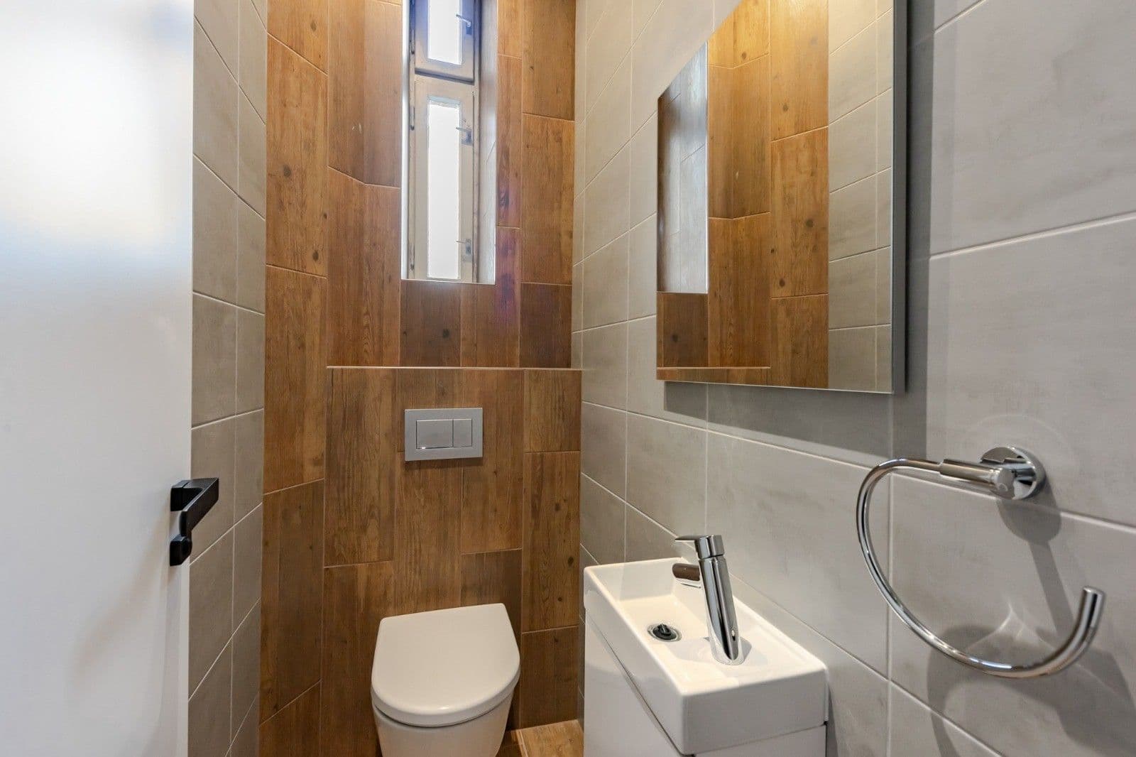 Prenájom bytu 1-izbový 23 m², Janáčkovo nábřeží, Praha, Praha Prenájom bytu 1-izbový 23 m², Janáčkovo nábřeží, Praha, Praha