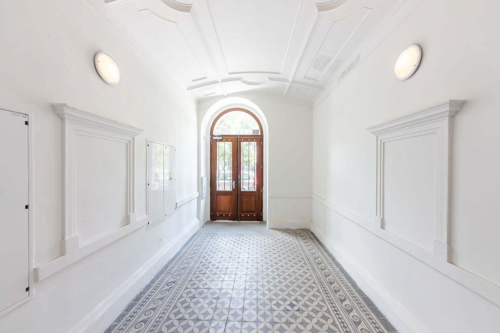 Prenájom bytu 1-izbový 23 m², Janáčkovo nábřeží, Praha, Praha Prenájom bytu 1-izbový 23 m², Janáčkovo nábřeží, Praha, Praha