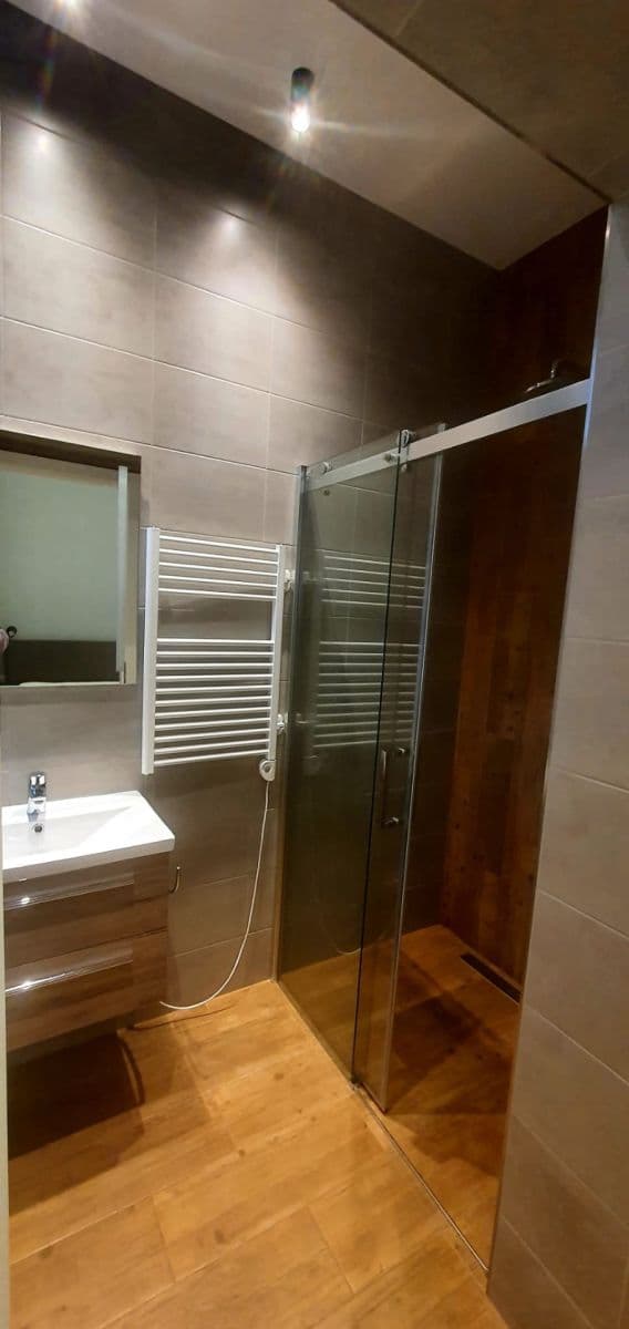 Prenájom bytu 1-izbový 23 m², Janáčkovo nábřeží, Praha, Praha Prenájom bytu 1-izbový 23 m², Janáčkovo nábřeží, Praha, Praha