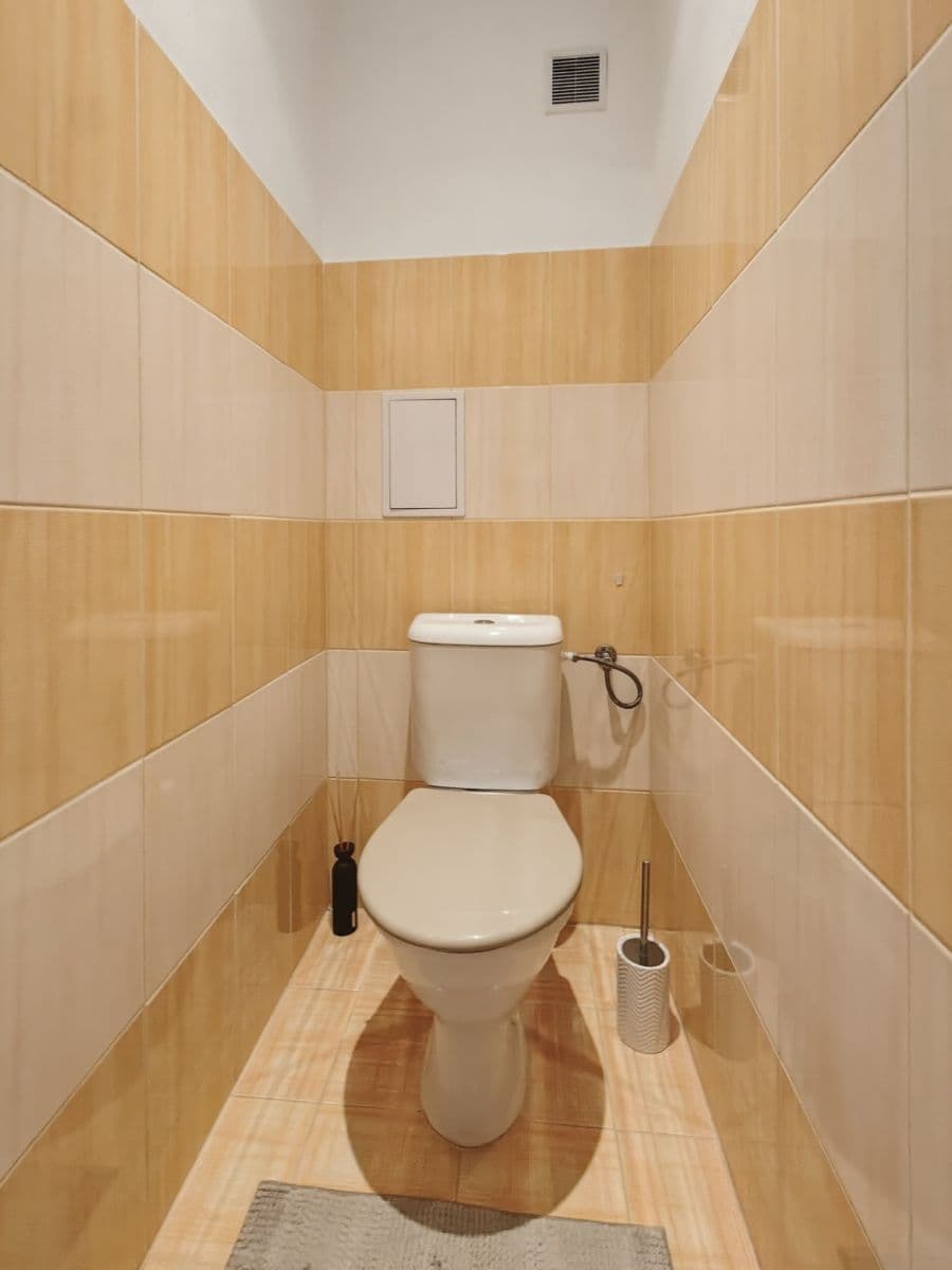 Predaj bytu 2-izbový 45 m², Fojtíkova, Rakovník, Středočeský kraj Predaj bytu 2-izbový 45 m², Fojtíkova, Rakovník, Středočeský kraj