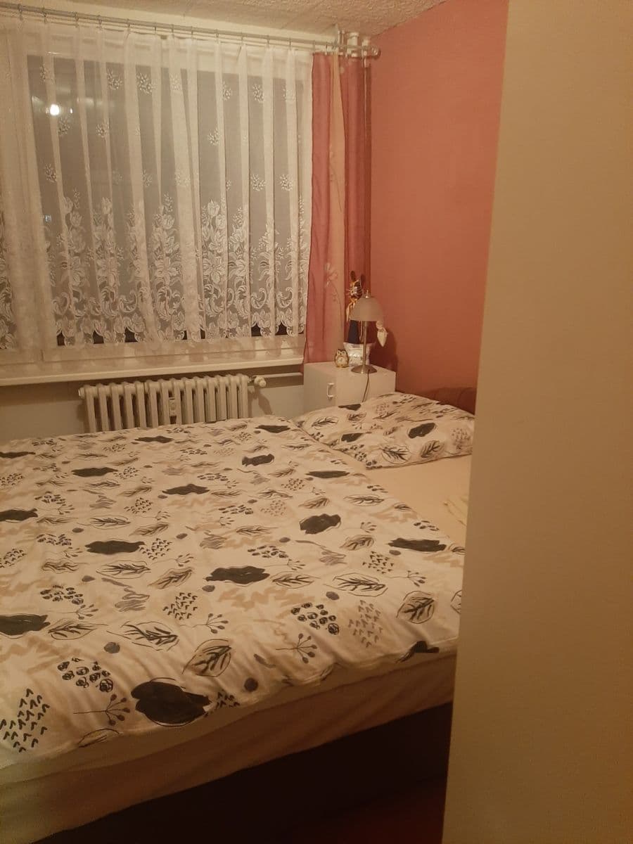 Predaj bytu 3-izbový 72 m², Pod Vrchem, Mělník, Středočeský kraj Predaj bytu 3-izbový 72 m², Pod Vrchem, Mělník, Středočeský kraj