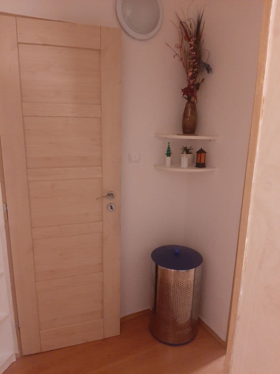 Predaj bytu 3-izbový 72 m², Pod Vrchem, Mělník, Středočeský kraj Predaj bytu 3-izbový 72 m², Pod Vrchem, Mělník, Středočeský kraj