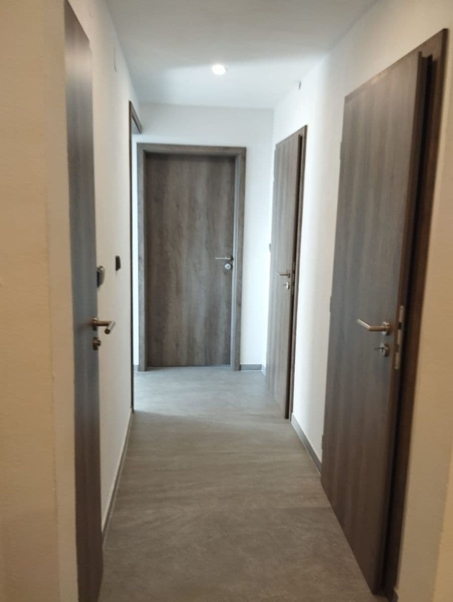 Prenájom bytu 3-izbový 76 m², Královský vršek, Jihlava, Kraj Vysočina Prenájom bytu 3-izbový 76 m², Královský vršek, Jihlava, Kraj Vysočina