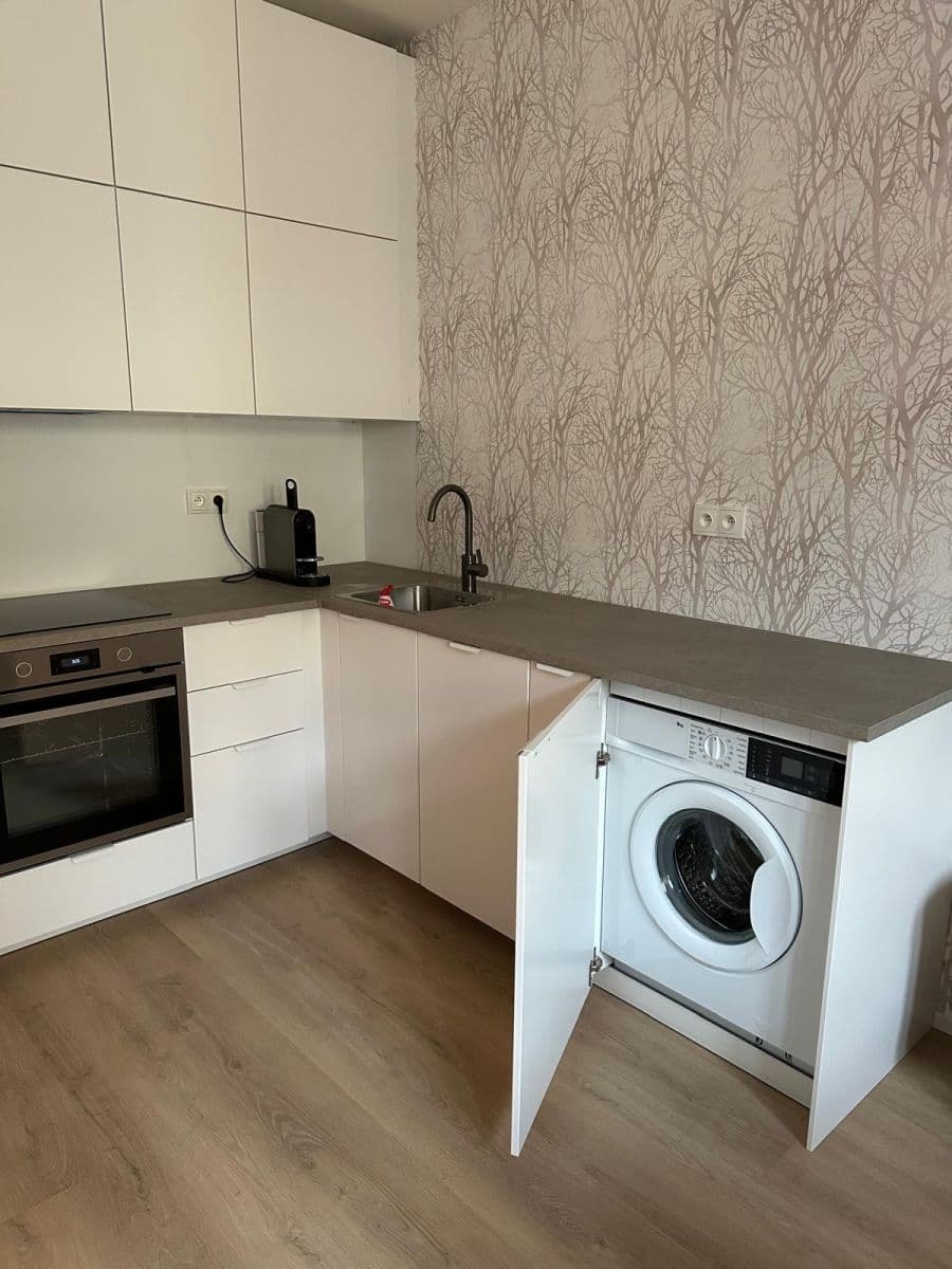 Prenájom bytu 2-izbový 40 m², Za Návsí, Praha, Praha Prenájom bytu 2-izbový 40 m², Za Návsí, Praha, Praha