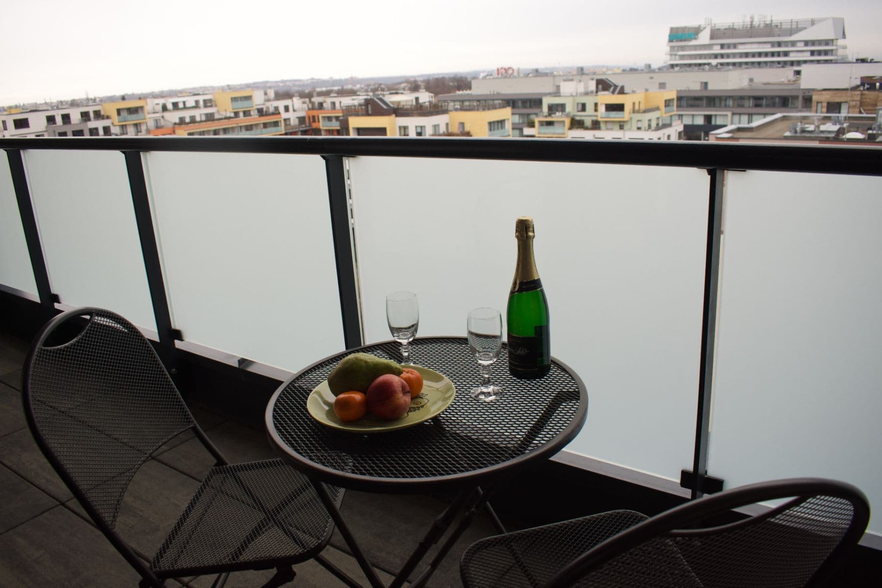 Prenájom bytu 2-izbový 46 m², Svitákova, Praha, Praha Prenájom bytu 2-izbový 46 m², Svitákova, Praha, Praha