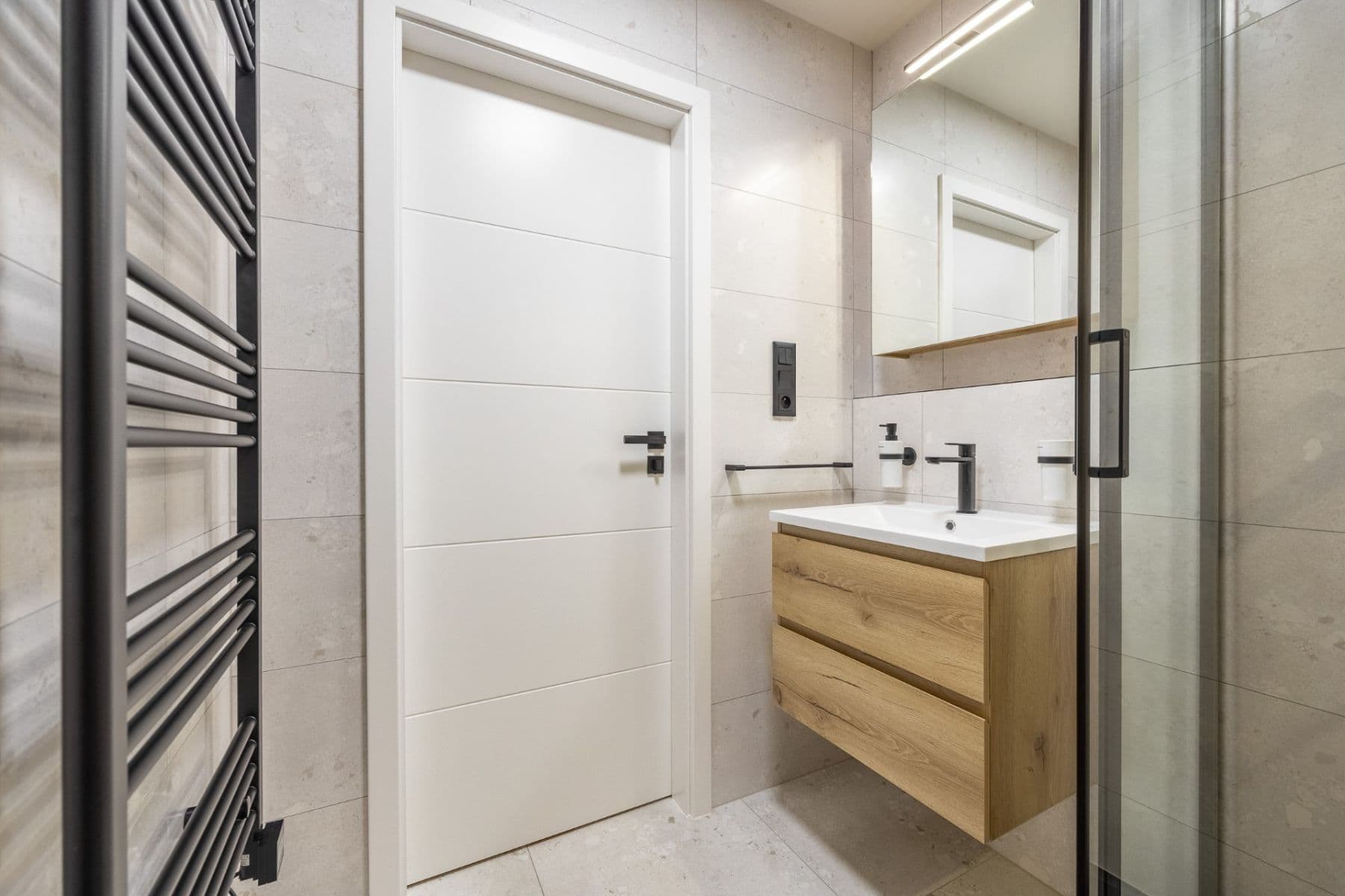 Predaj bytu 4-izbový 74 m², Bachova, Praha, Praha Predaj bytu 4-izbový 74 m², Bachova, Praha, Praha