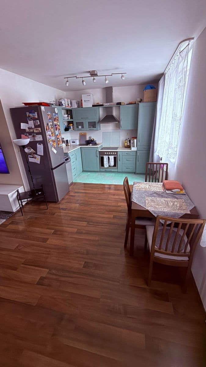 Prenájom bytu 3-izbový 57 m², U Strouhy, Vestec, Středočeský kraj Prenájom bytu 3-izbový 57 m², U Strouhy, Vestec, Středočeský kraj