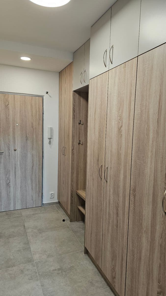 Prenájom bytu 2-izbový 43 m², Bítovská, Praha, Praha Prenájom bytu 2-izbový 43 m², Bítovská, Praha, Praha