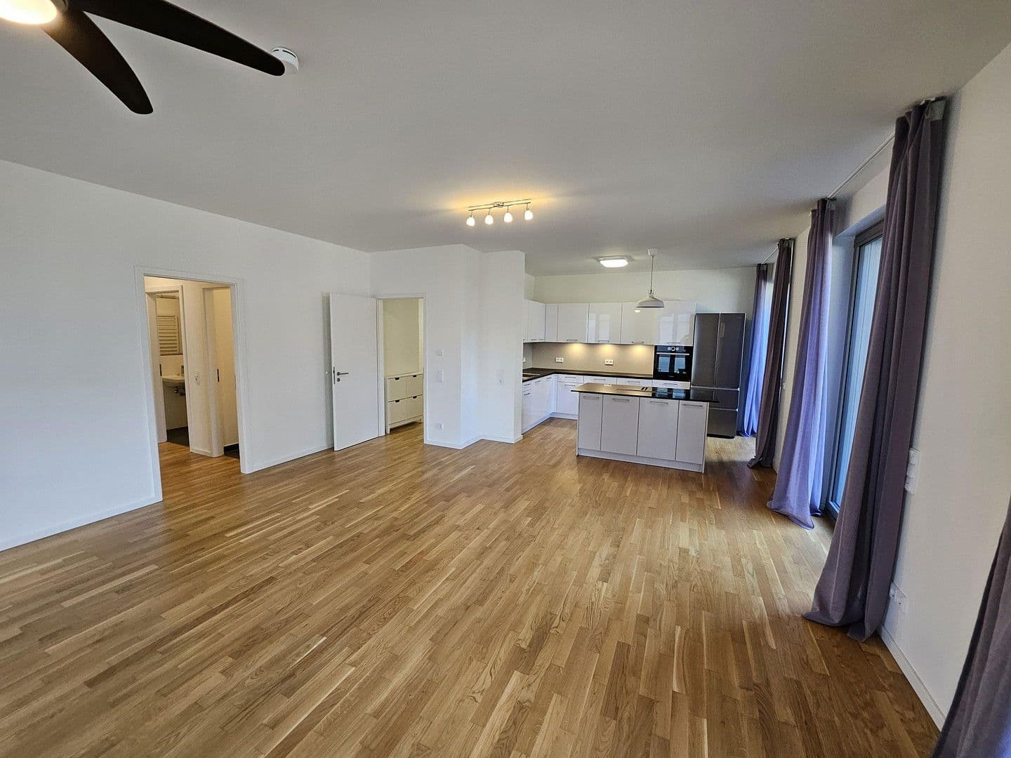 Predaj bytu 5-izbový 130 m², Stallschreiberstr.23, Berlin, Berlín Predaj bytu 5-izbový 130 m², Stallschreiberstr.23, Berlin, Berlín