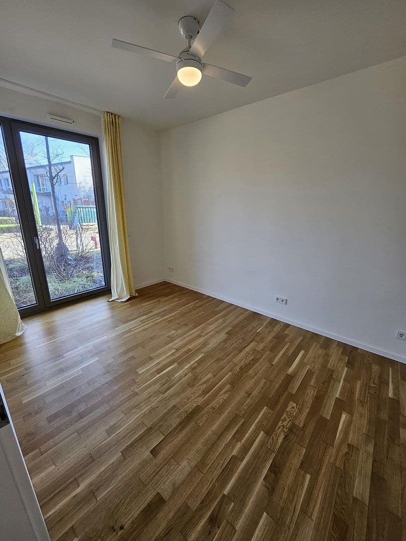 Predaj bytu 5-izbový 130 m², Stallschreiberstr.23, Berlin, Berlín Predaj bytu 5-izbový 130 m², Stallschreiberstr.23, Berlin, Berlín