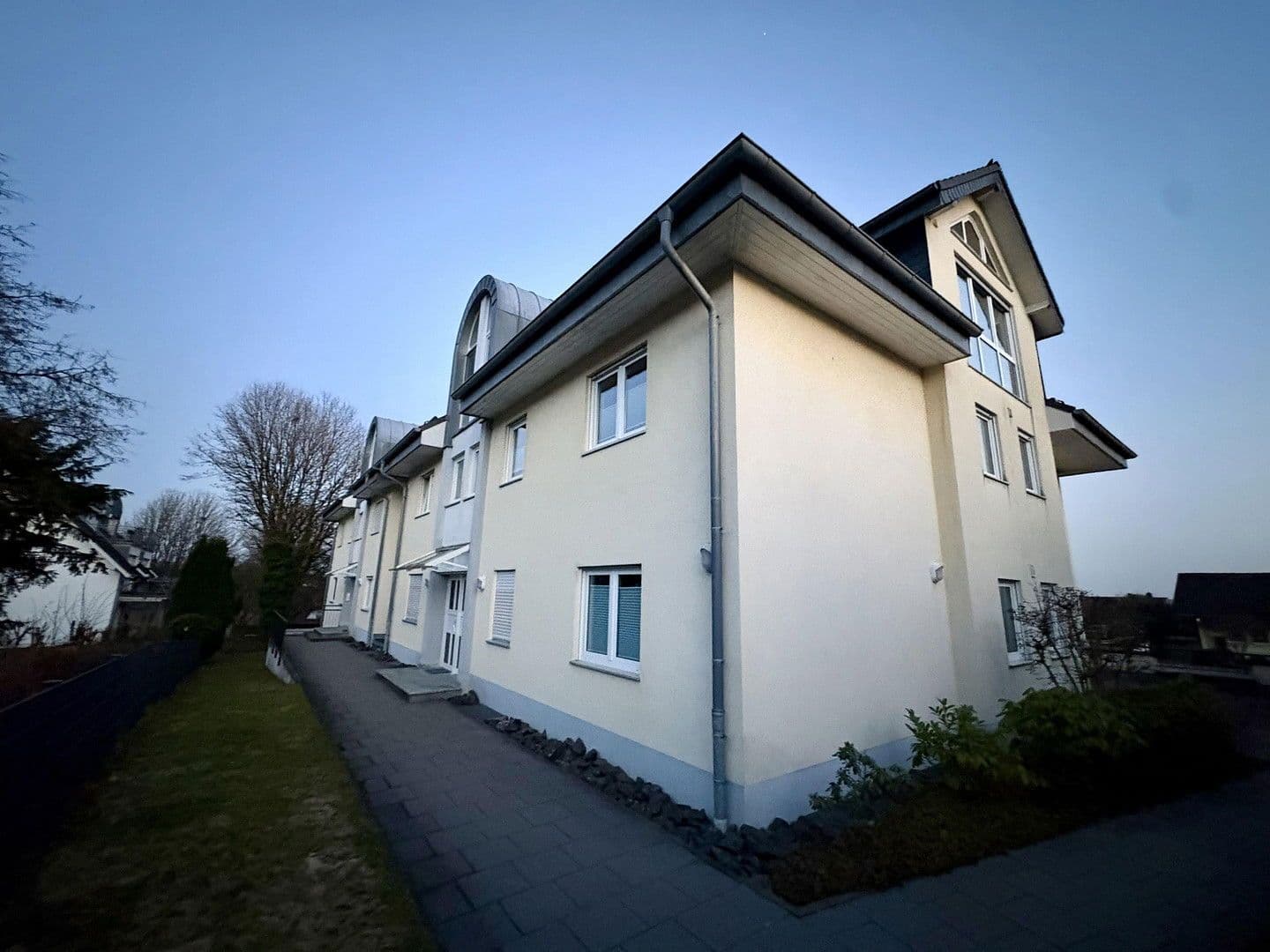 Predaj bytu 3-izbový 122 m², Goethestrasse 12, Bad Marienberg (Westerwald), Porýnie-Falcko Predaj bytu 3-izbový 122 m², Goethestrasse 12, Bad Marienberg (Westerwald), Porýnie-Falcko